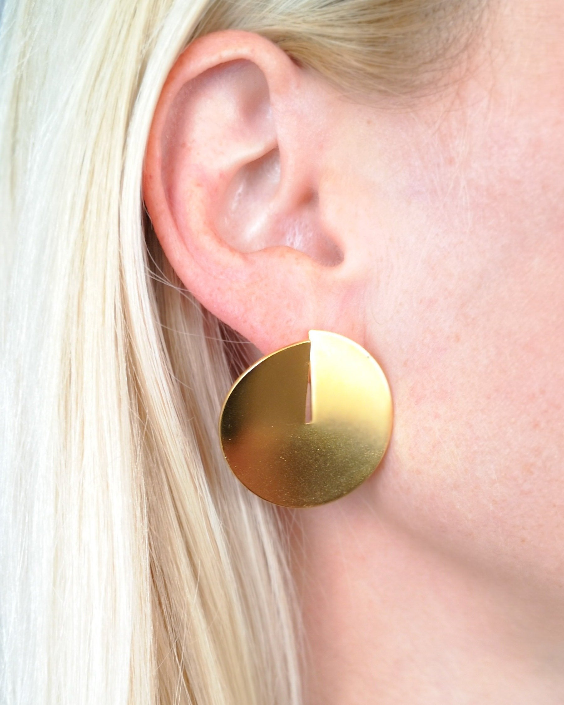 עגילי תקליט צמודים