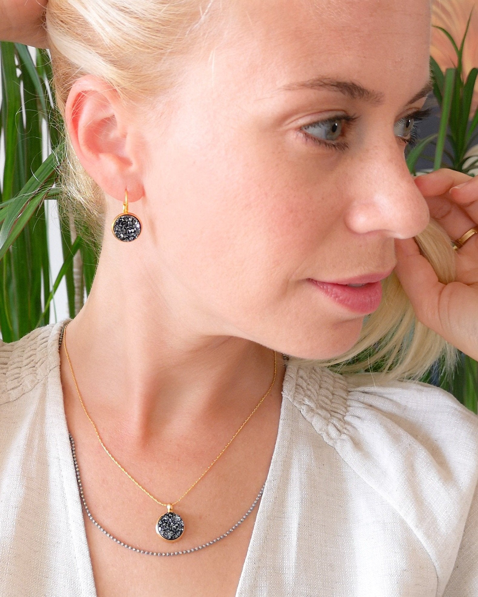 עגילי דראזי הוק מנצנץ