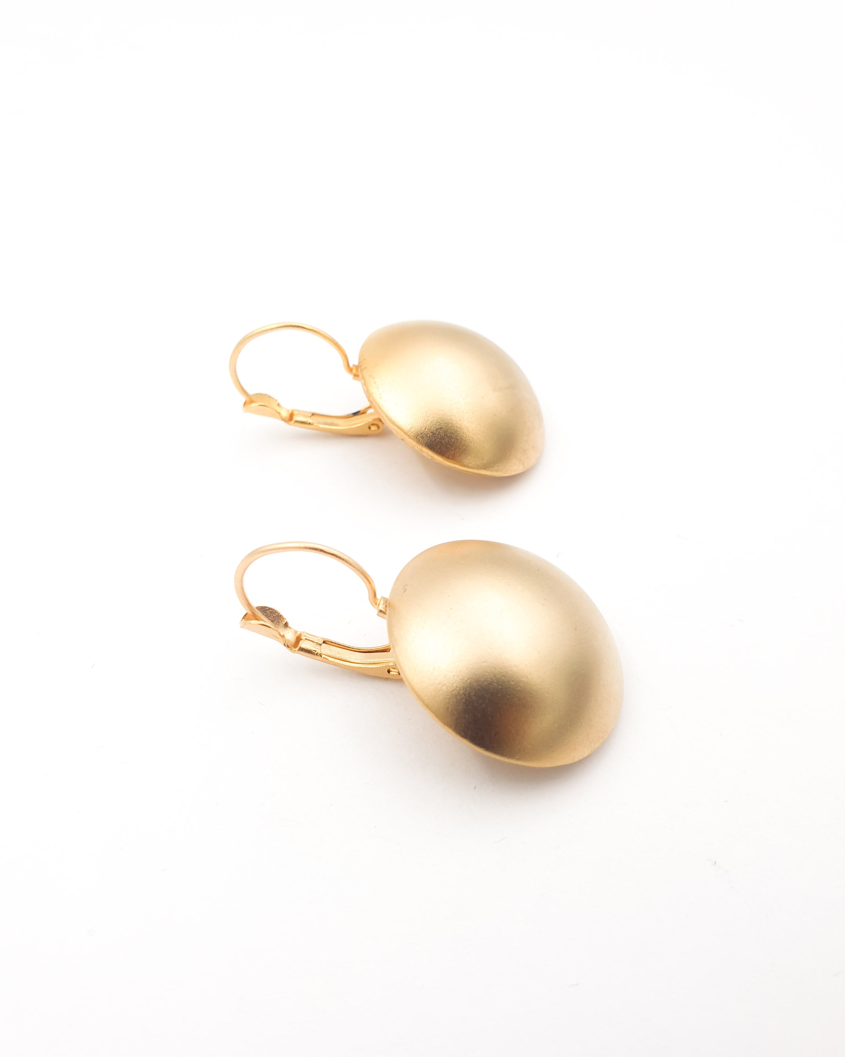 עגילי חיפ תלויים