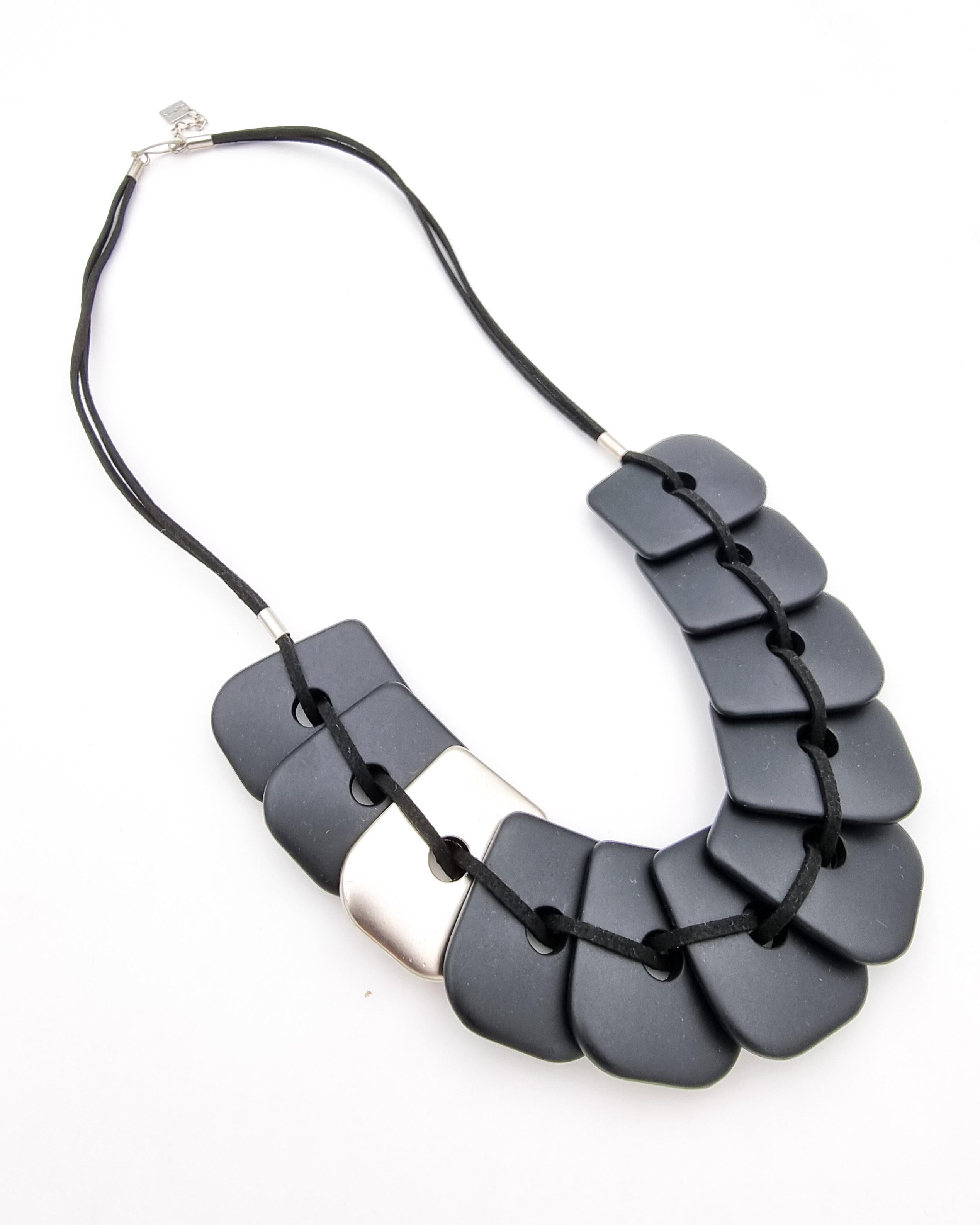 שרשרת רכבת מלבנים מולי