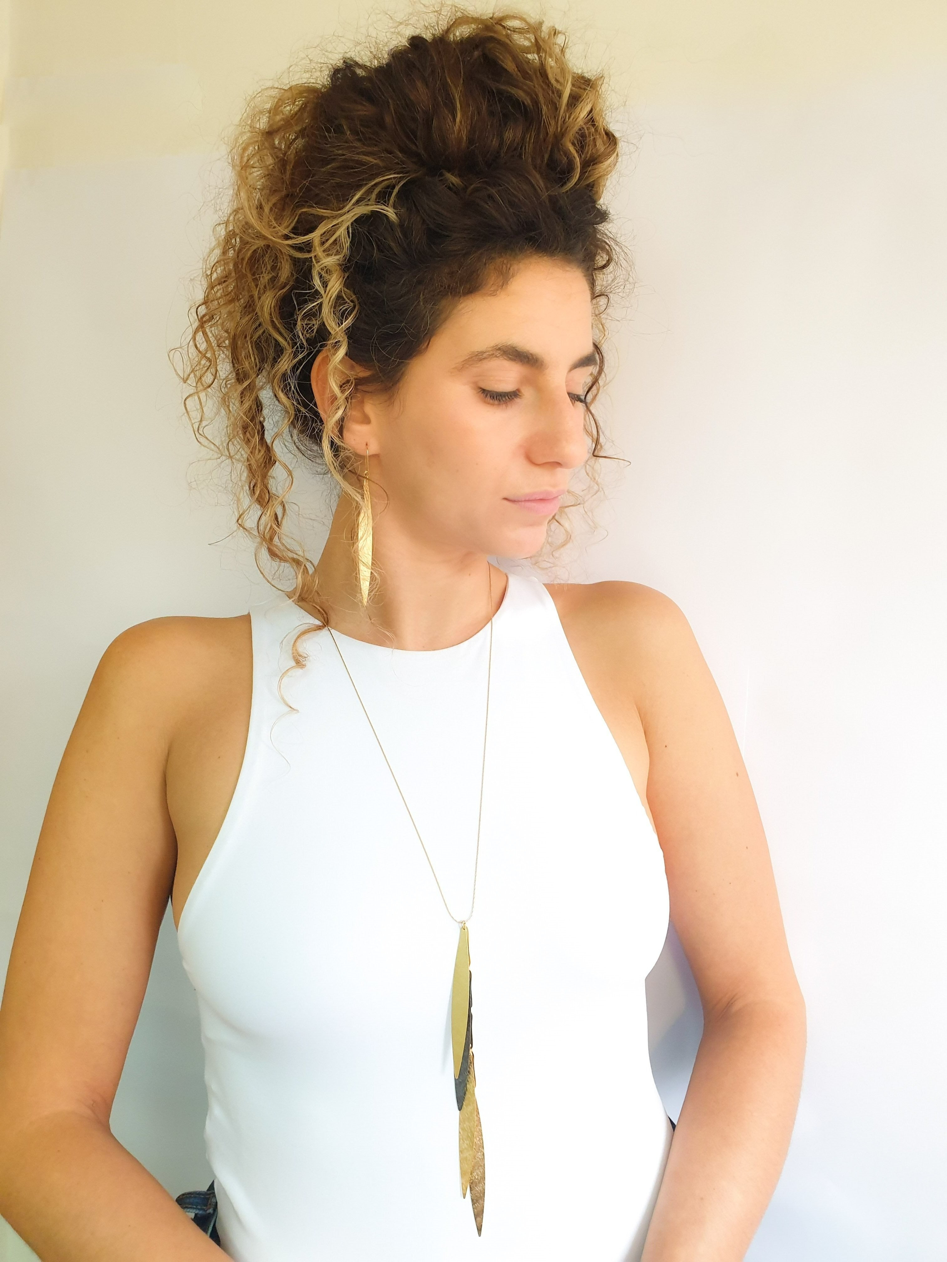 עגילי עלה שפיצי מחורץ ארוך