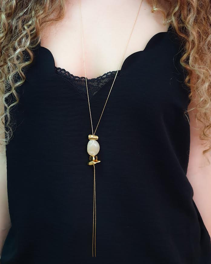 שרשרת עניבה אבנים פראית