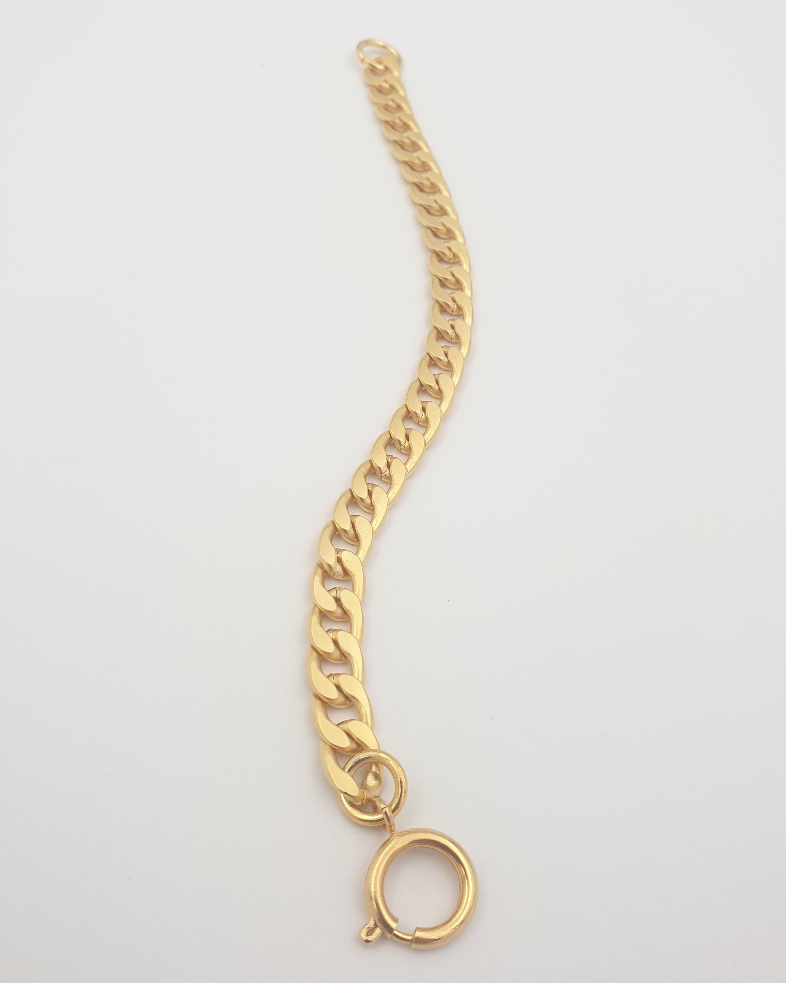 צמיד גורמט קלאסי