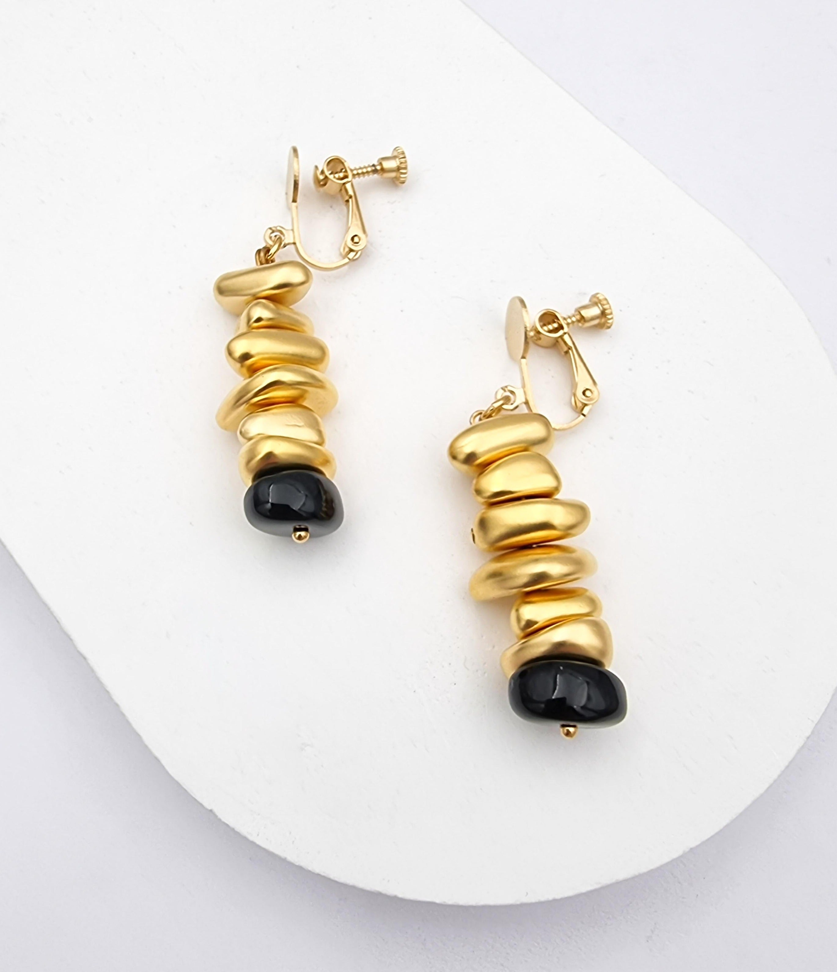 עגילי קליפס פלחים מאונך שחור