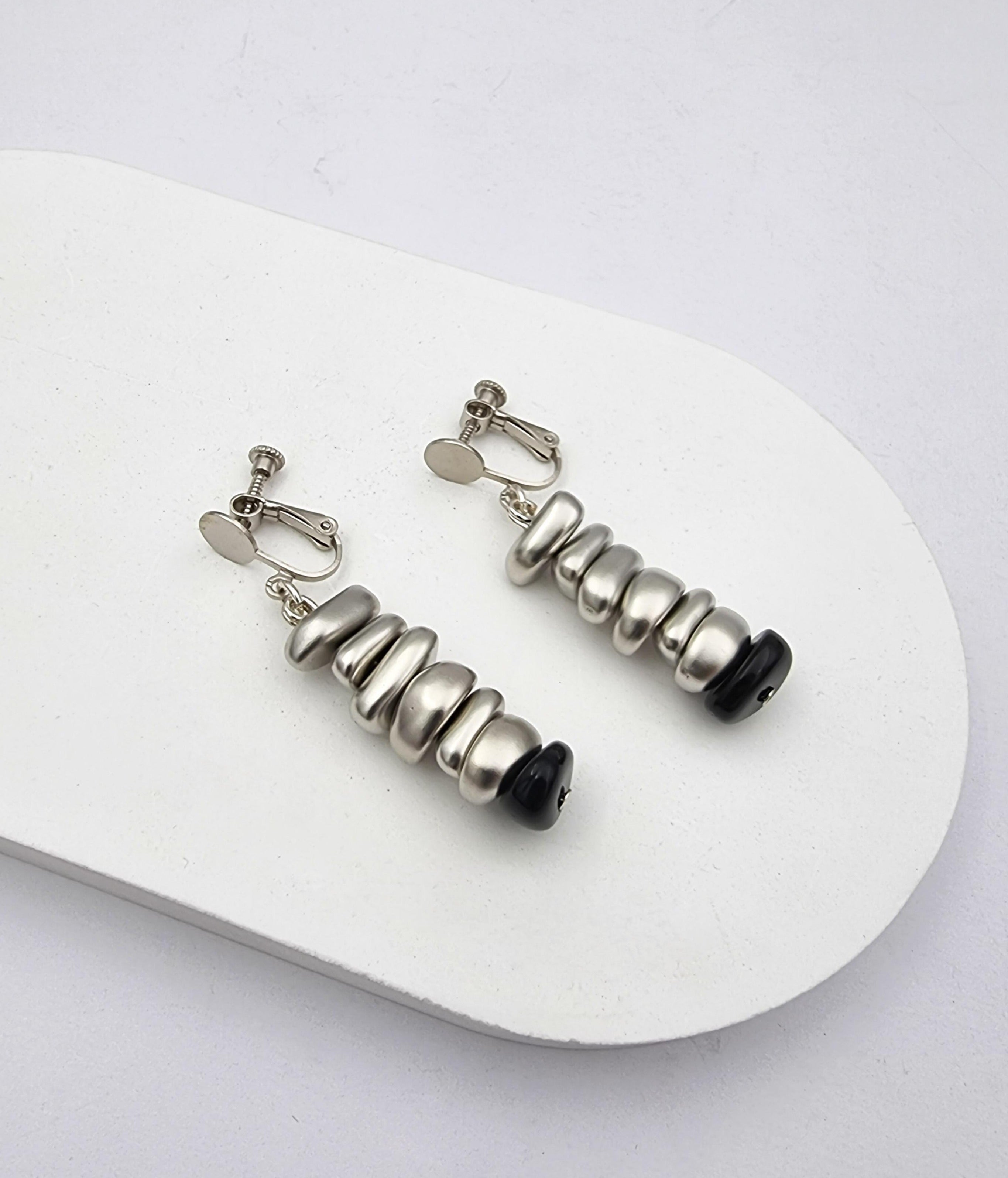 עגילי קליפס פלחים מאונך שחור