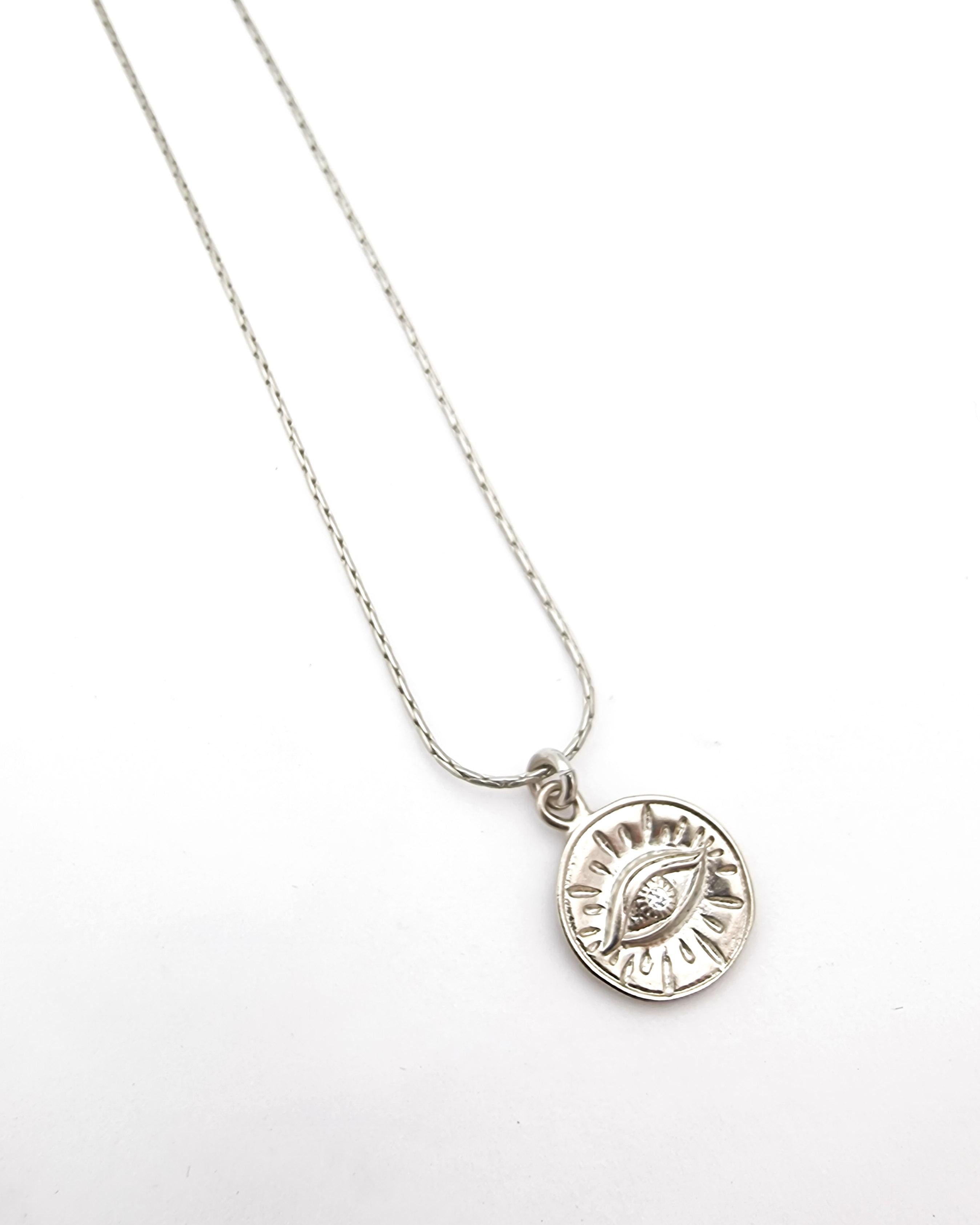 שרשרת עין משובצת זירקון ארוכה