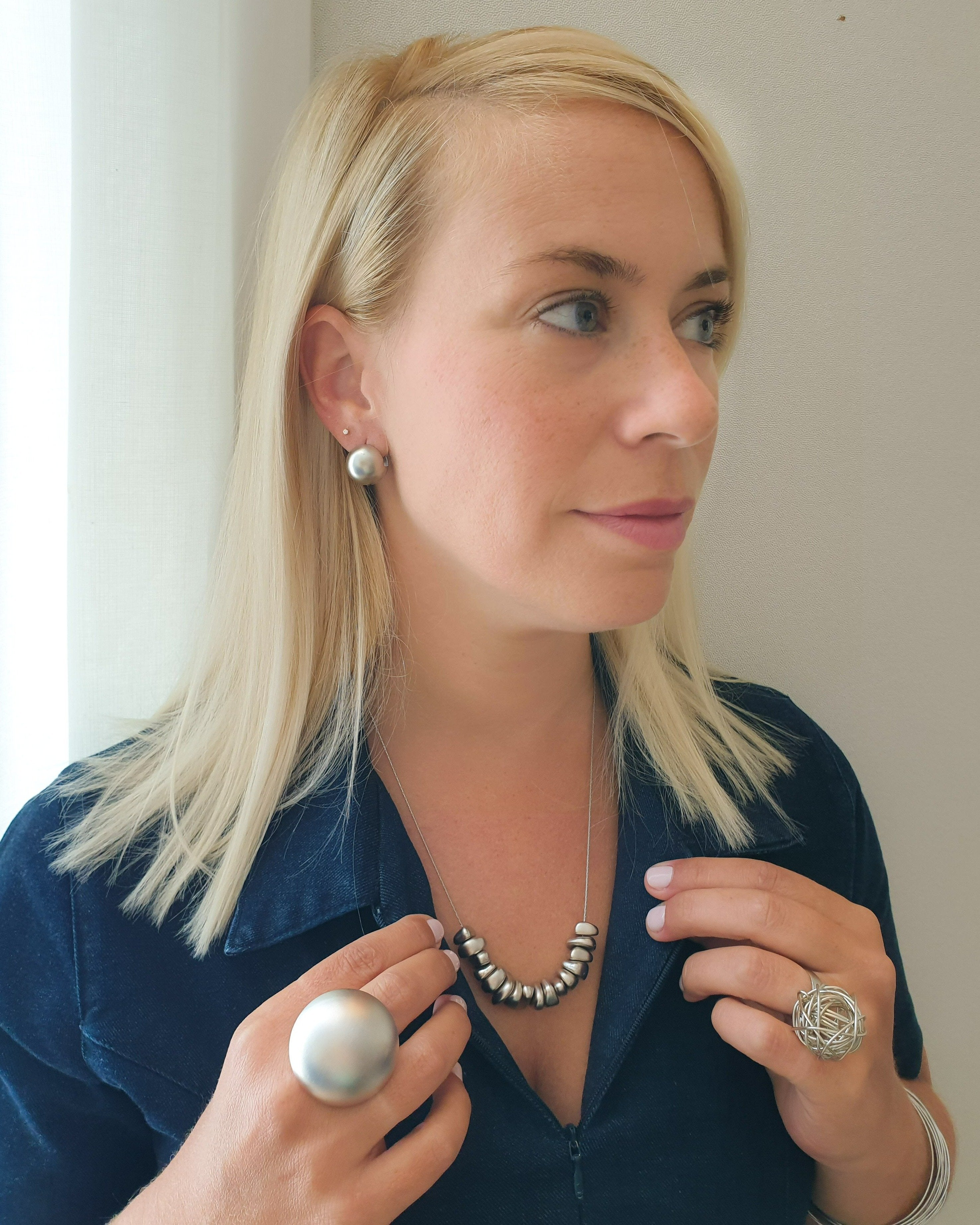 עגילי כדור קליק