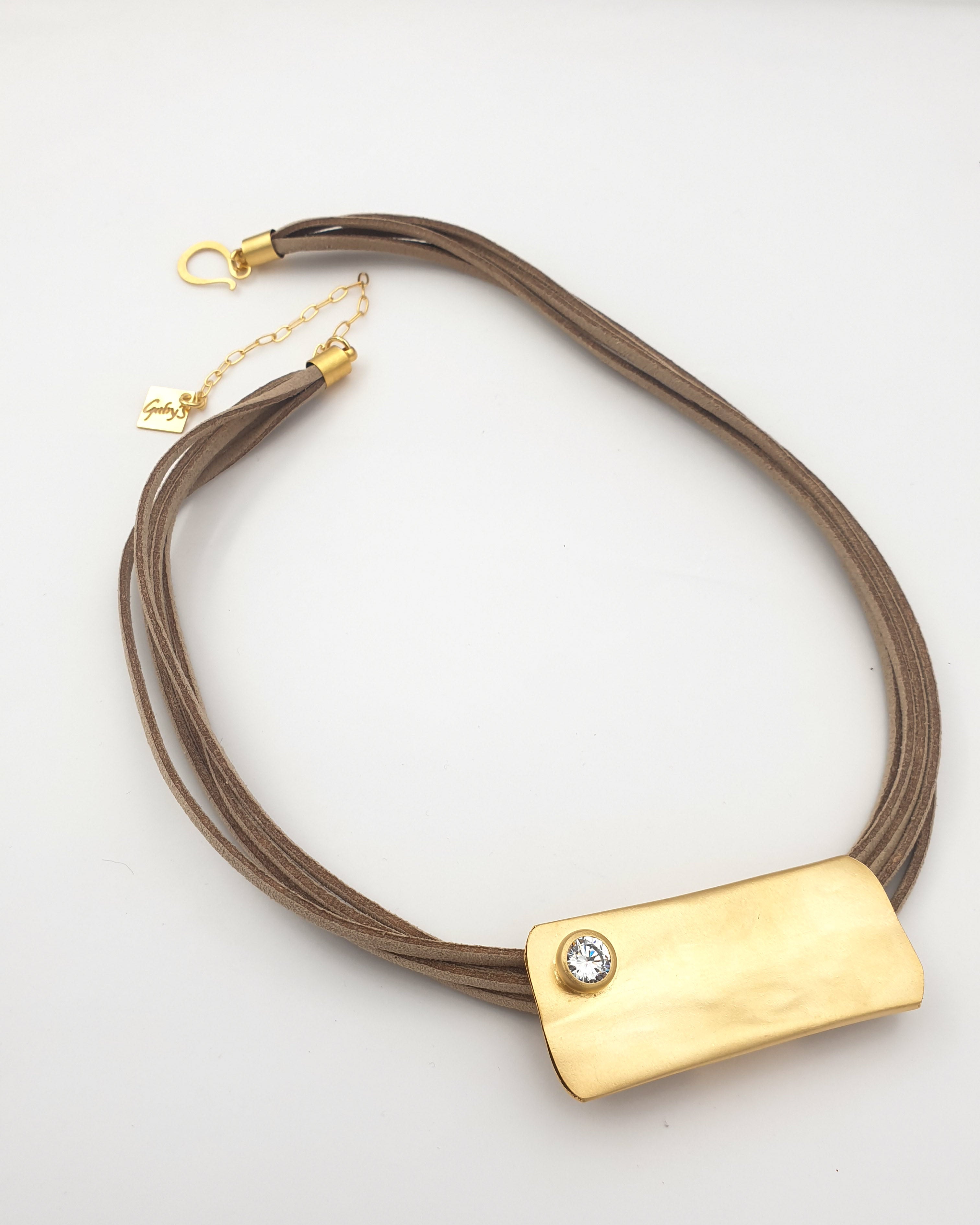 שרשרת מלבנית זירקון עבודת יד