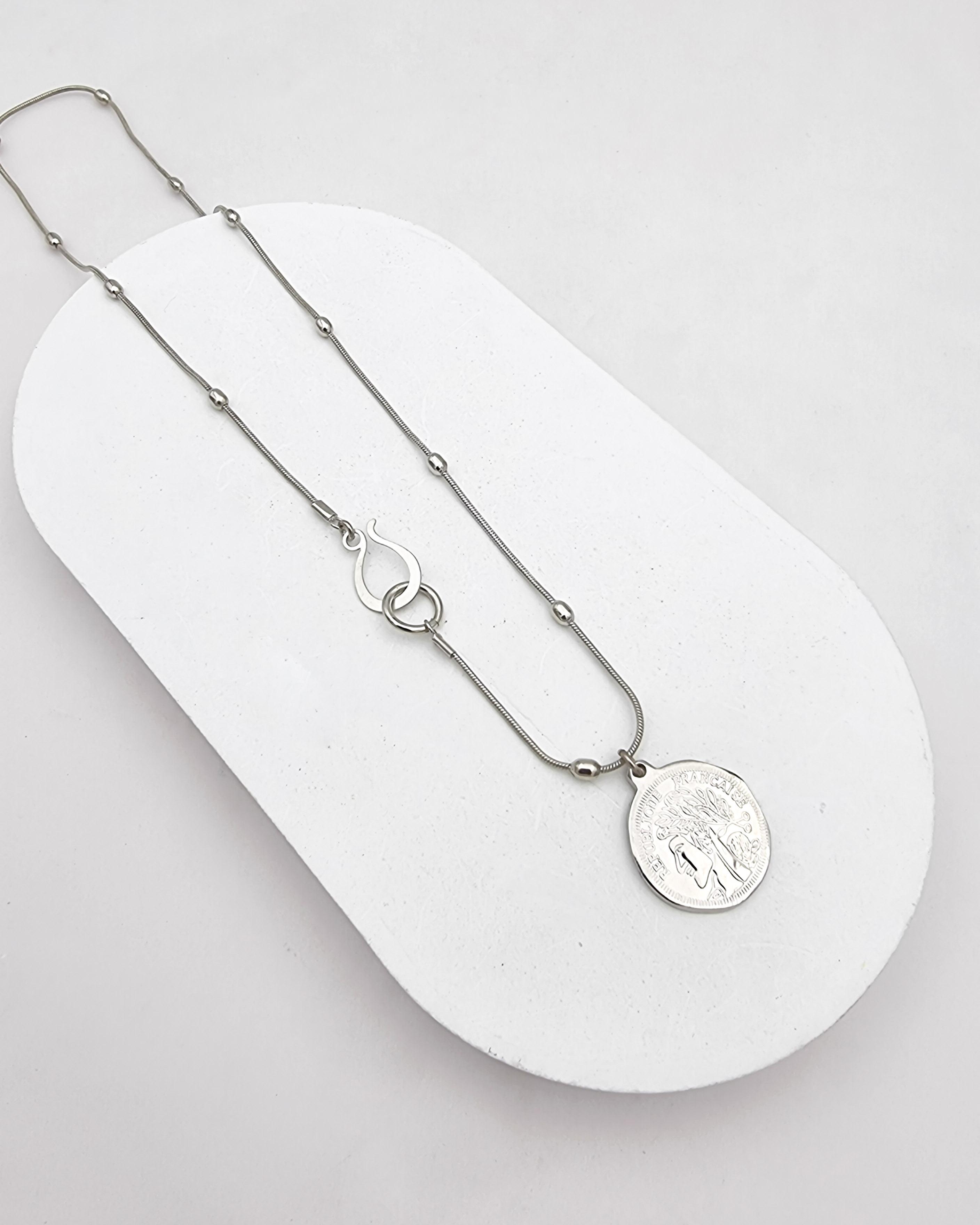 שרשרת מיקונוס