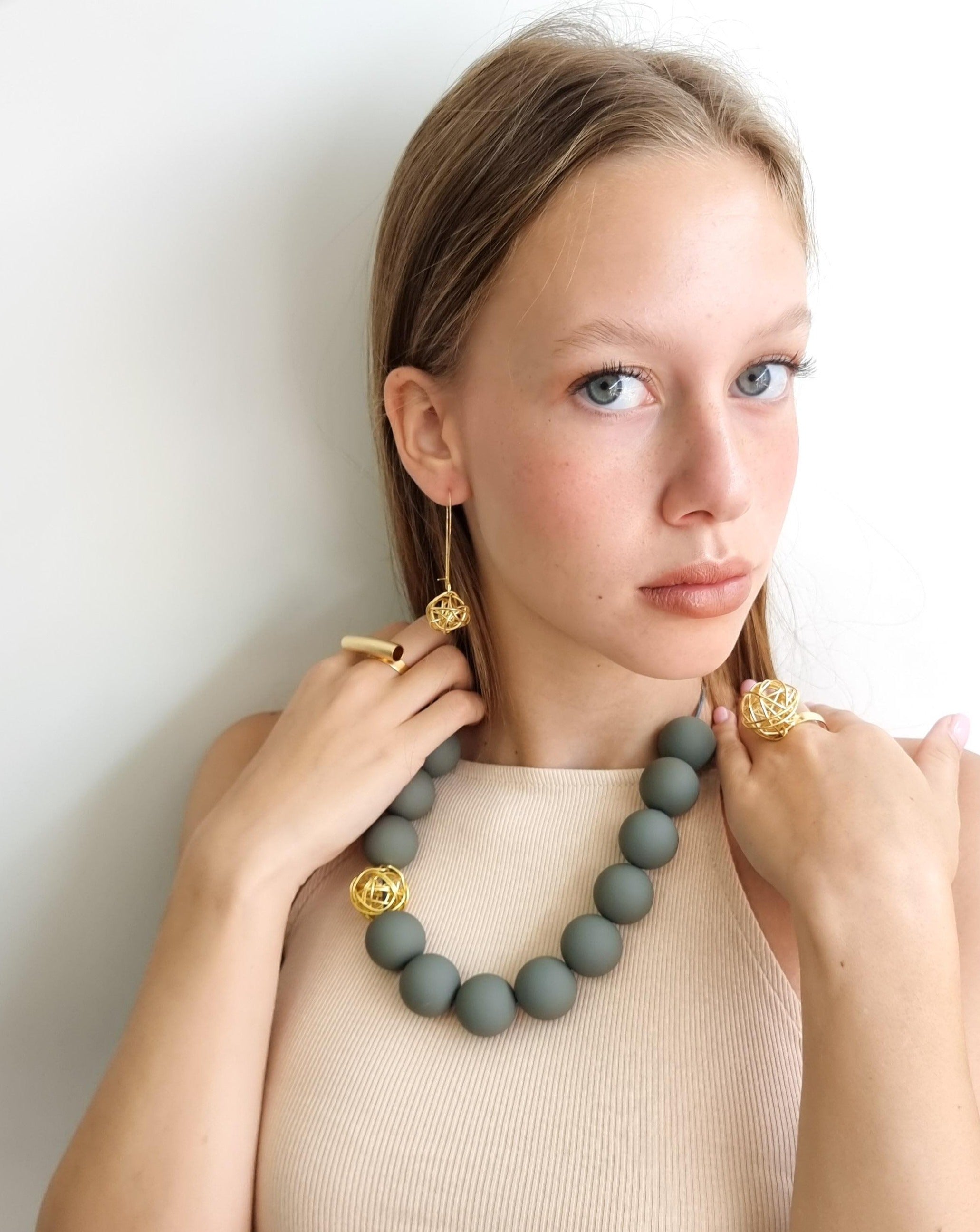 עגילי סבך עבודת יד זהב