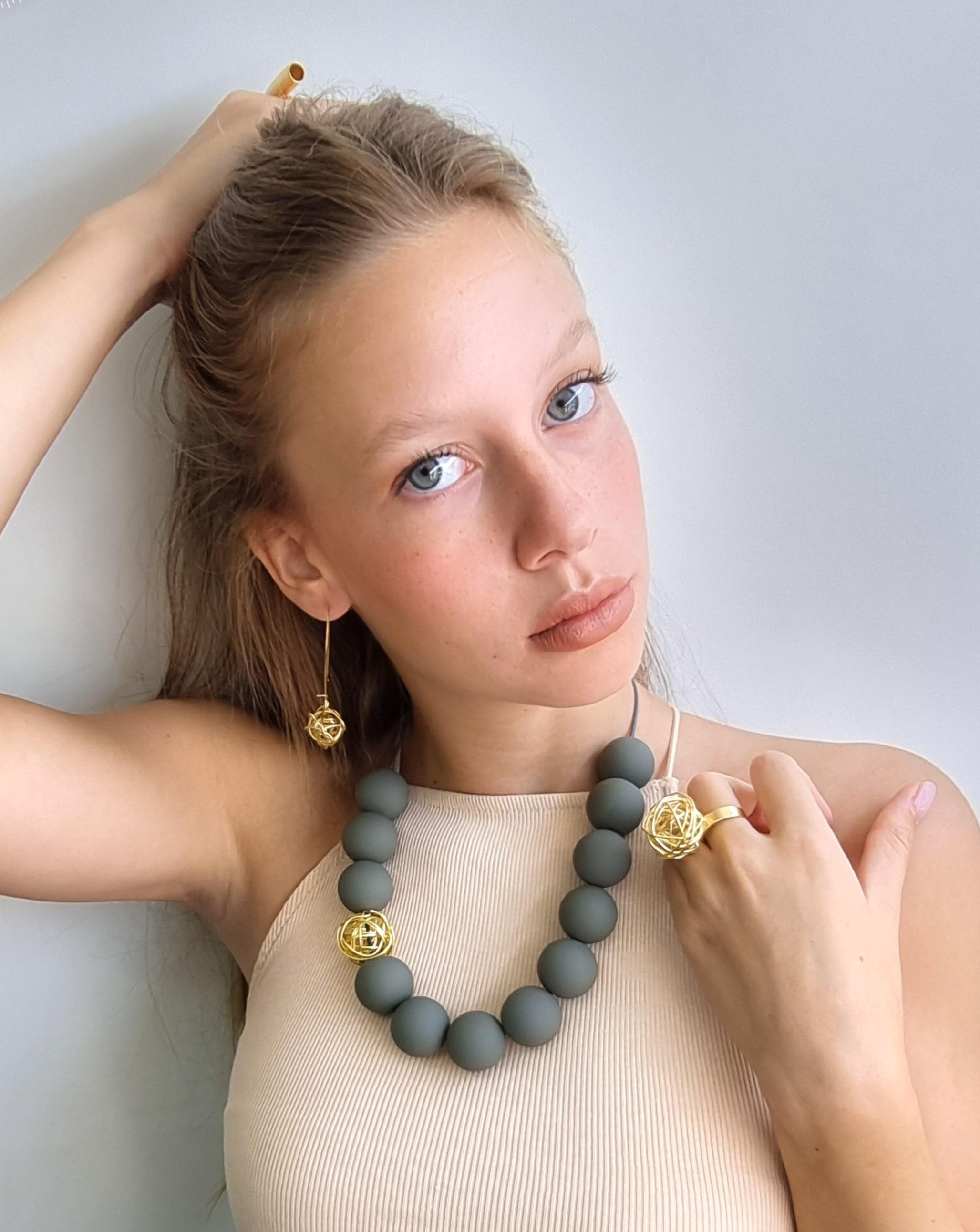 עגילי סבך עבודת יד זהב