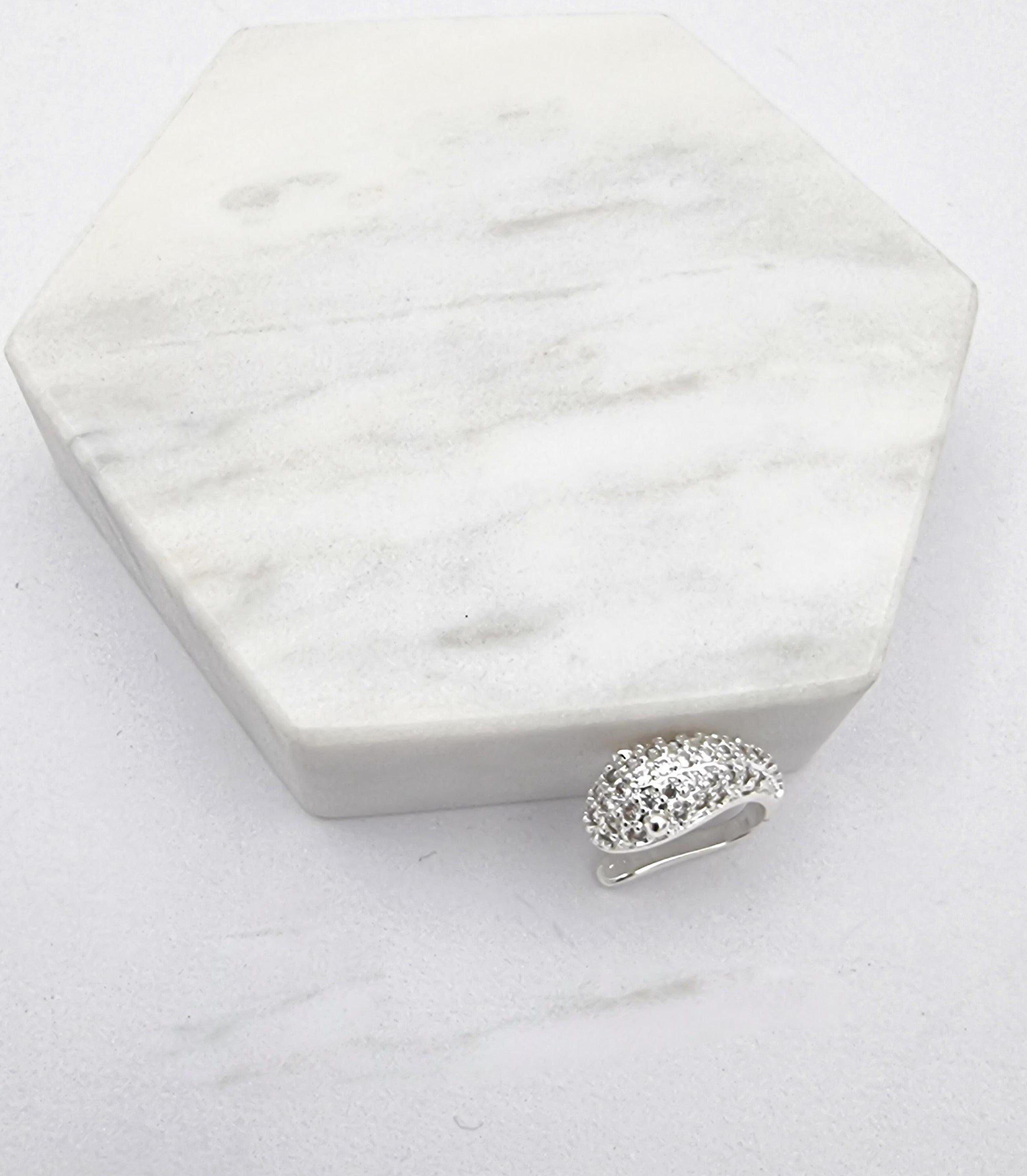 עגיל הליקס נחש זירקונים