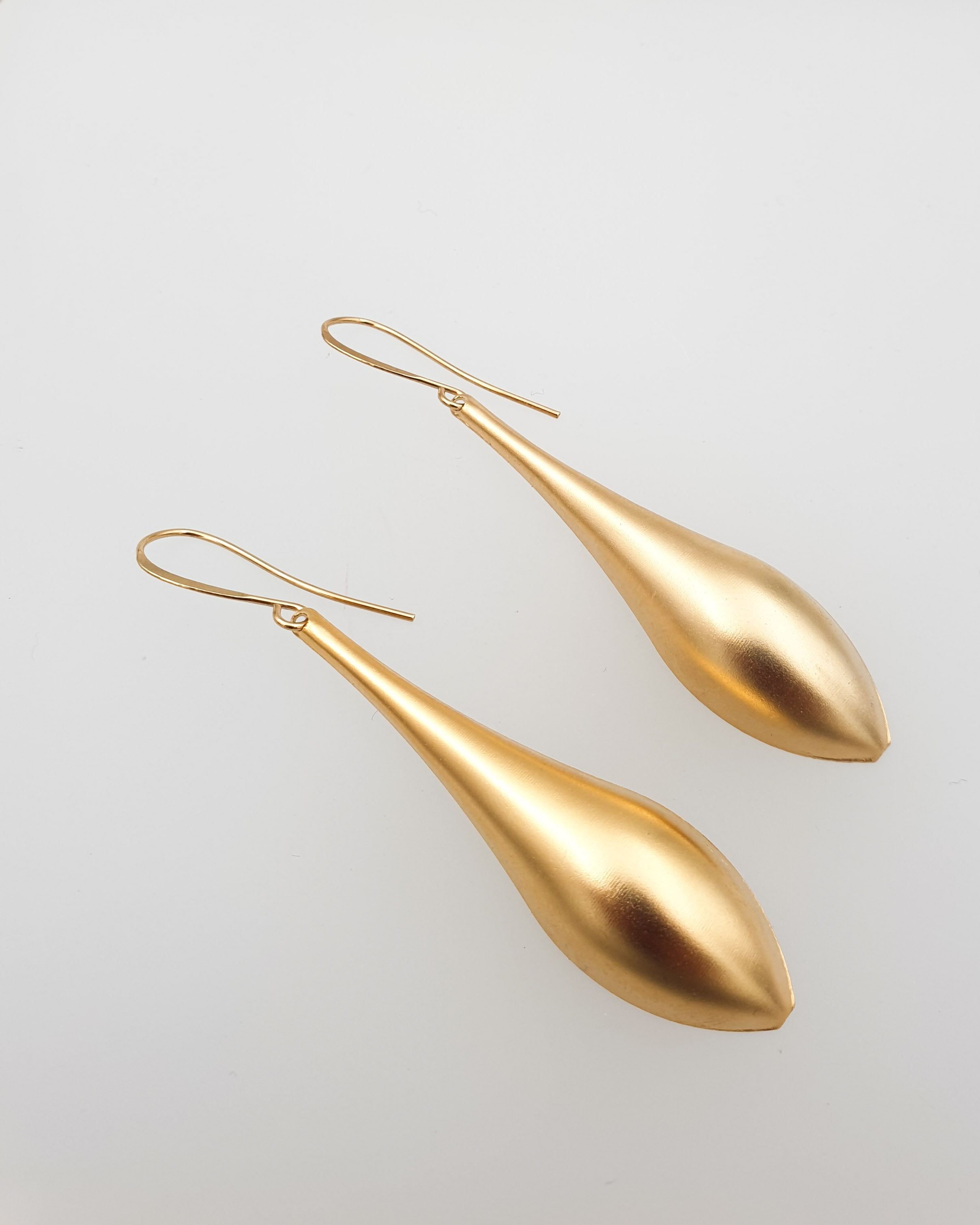 עגילי נישי זהב