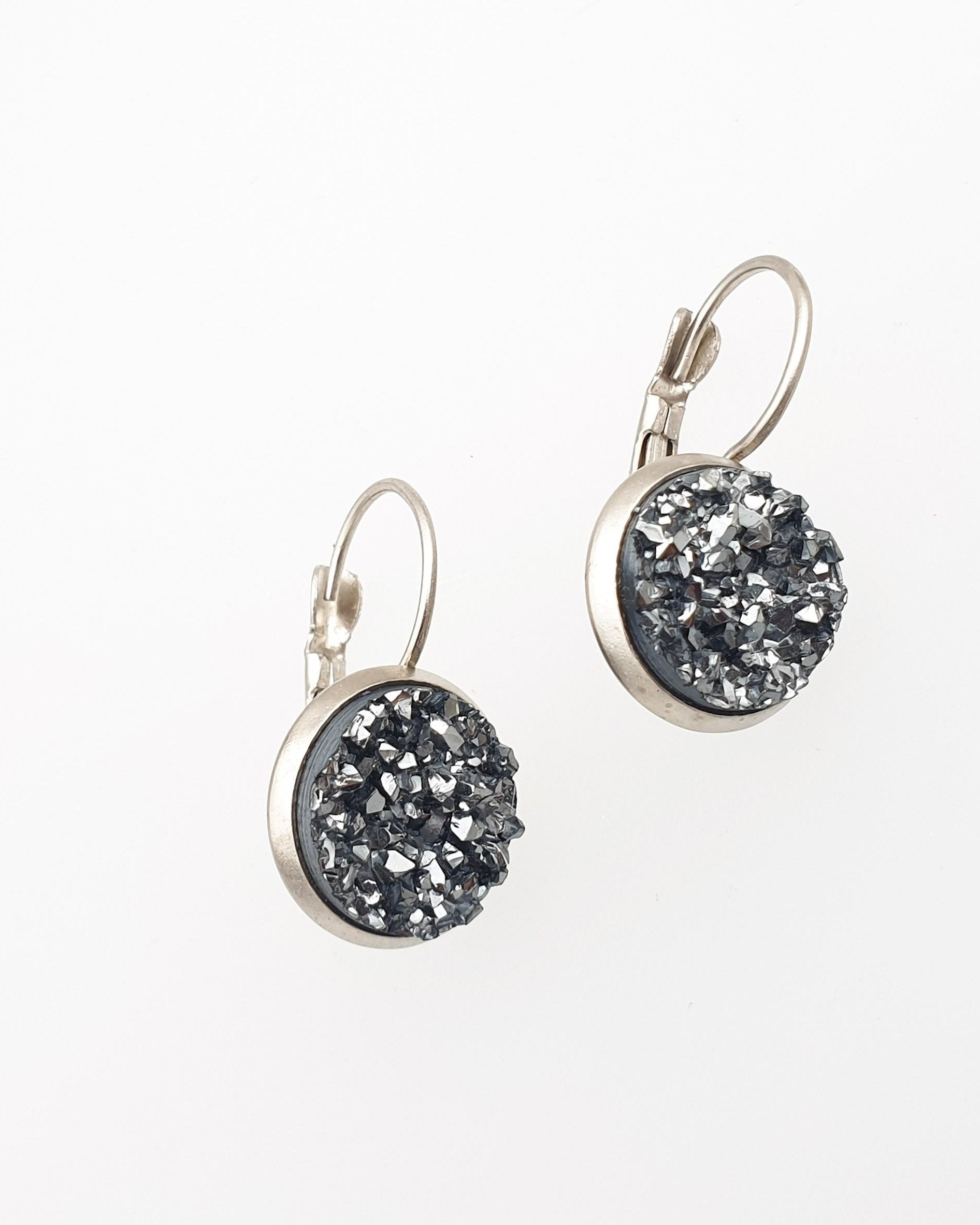 עגילי דראזי הוק מנצנץ