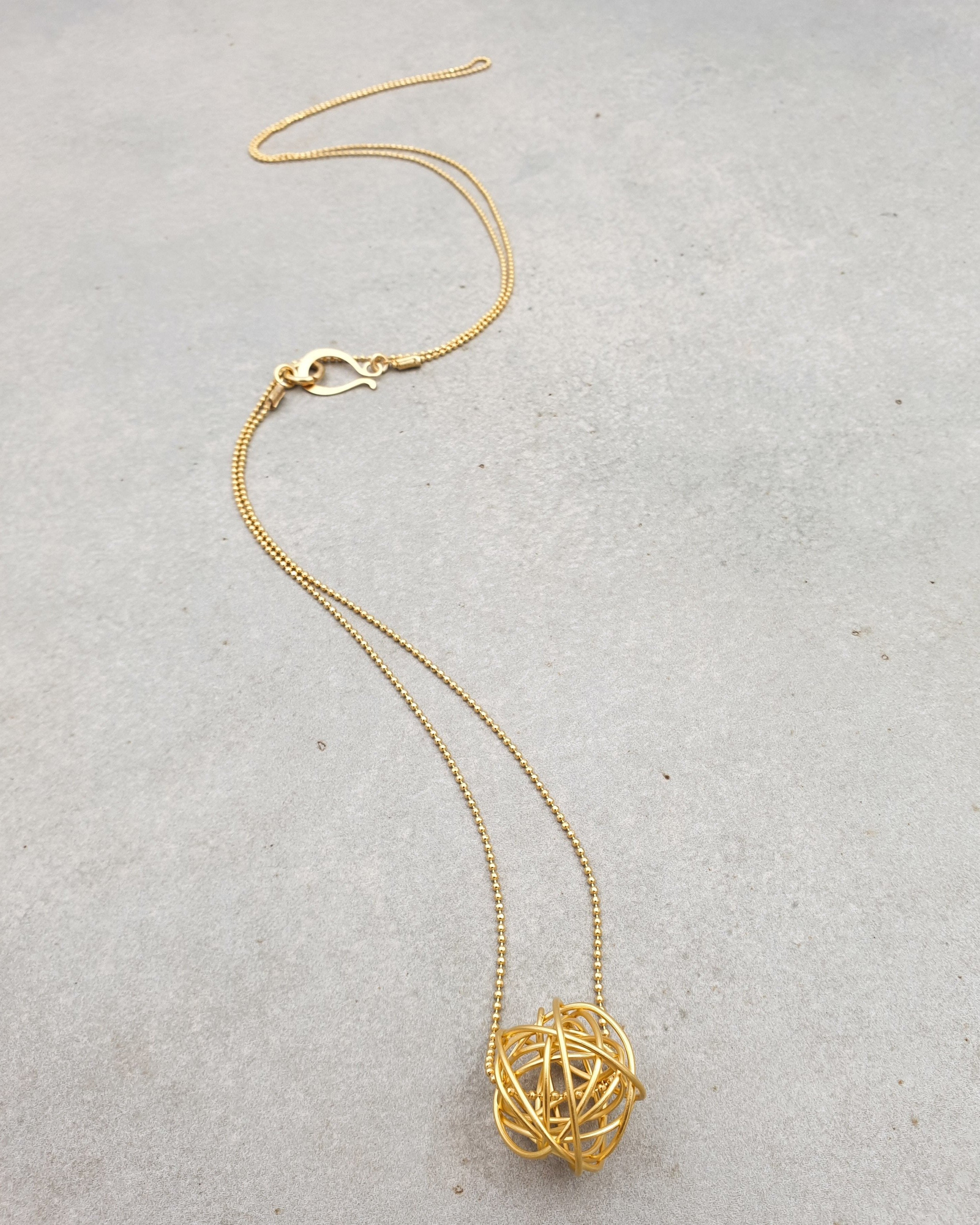 שרשרת כדור סבך עבודת יד