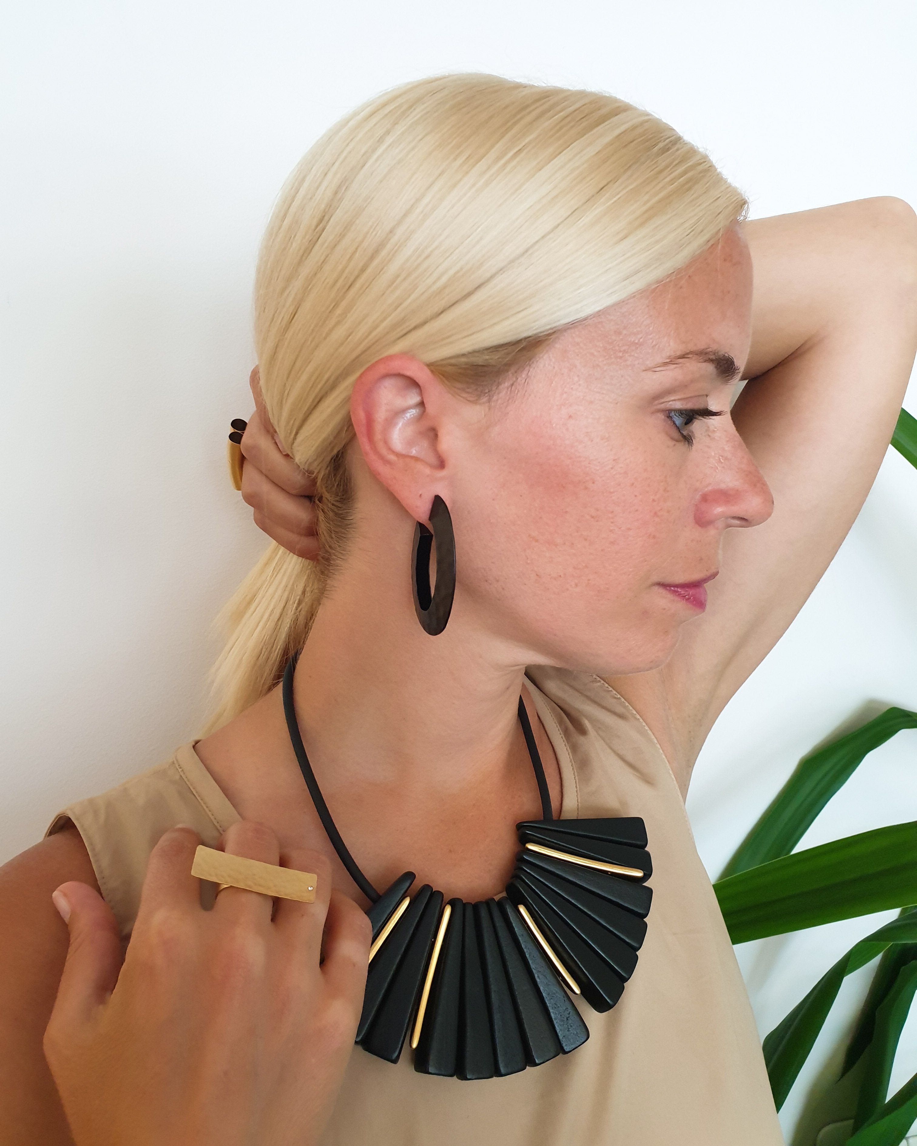 טבעת מלבן רקוע עבודת יד