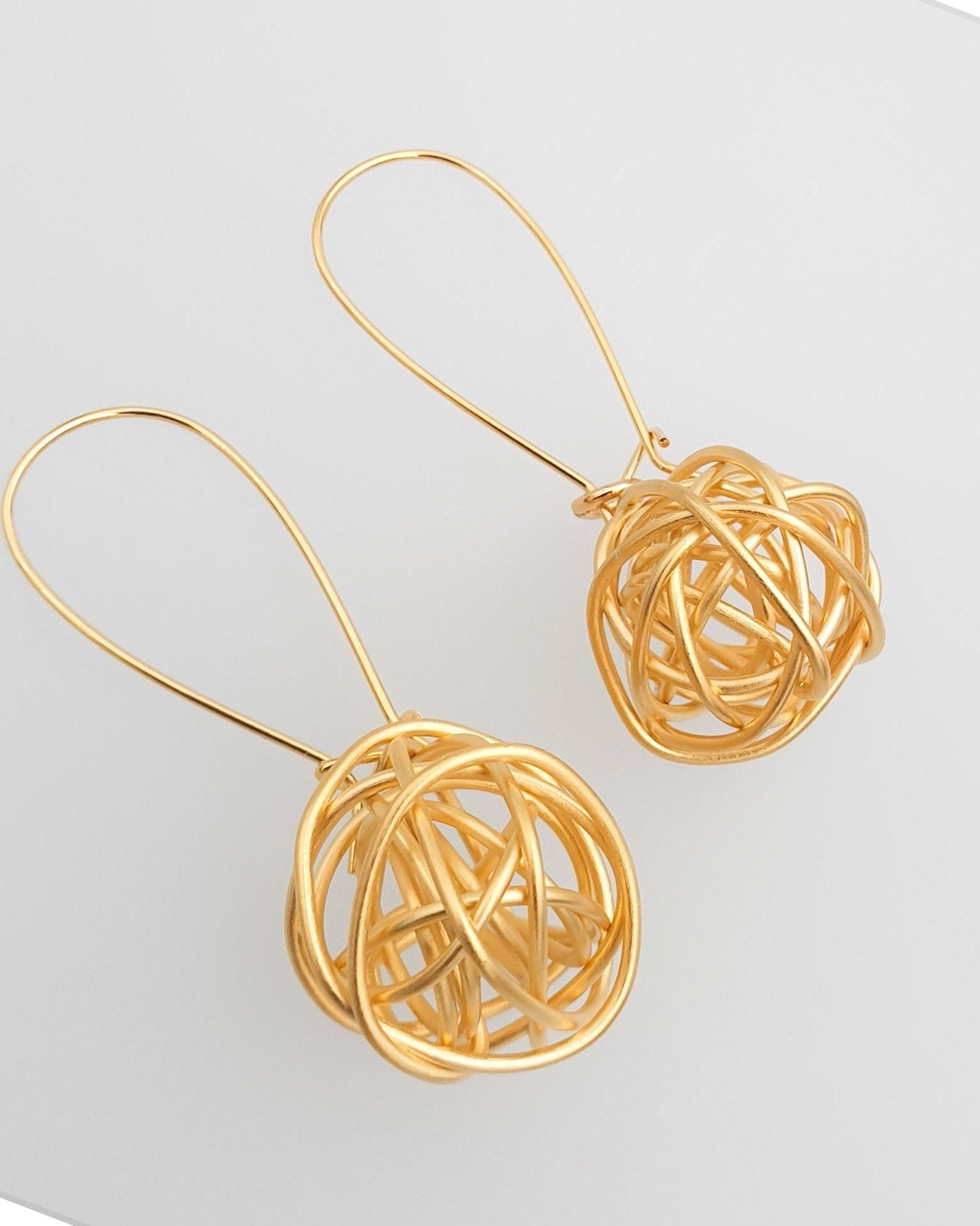 עגילי סבך עבודת יד זהב