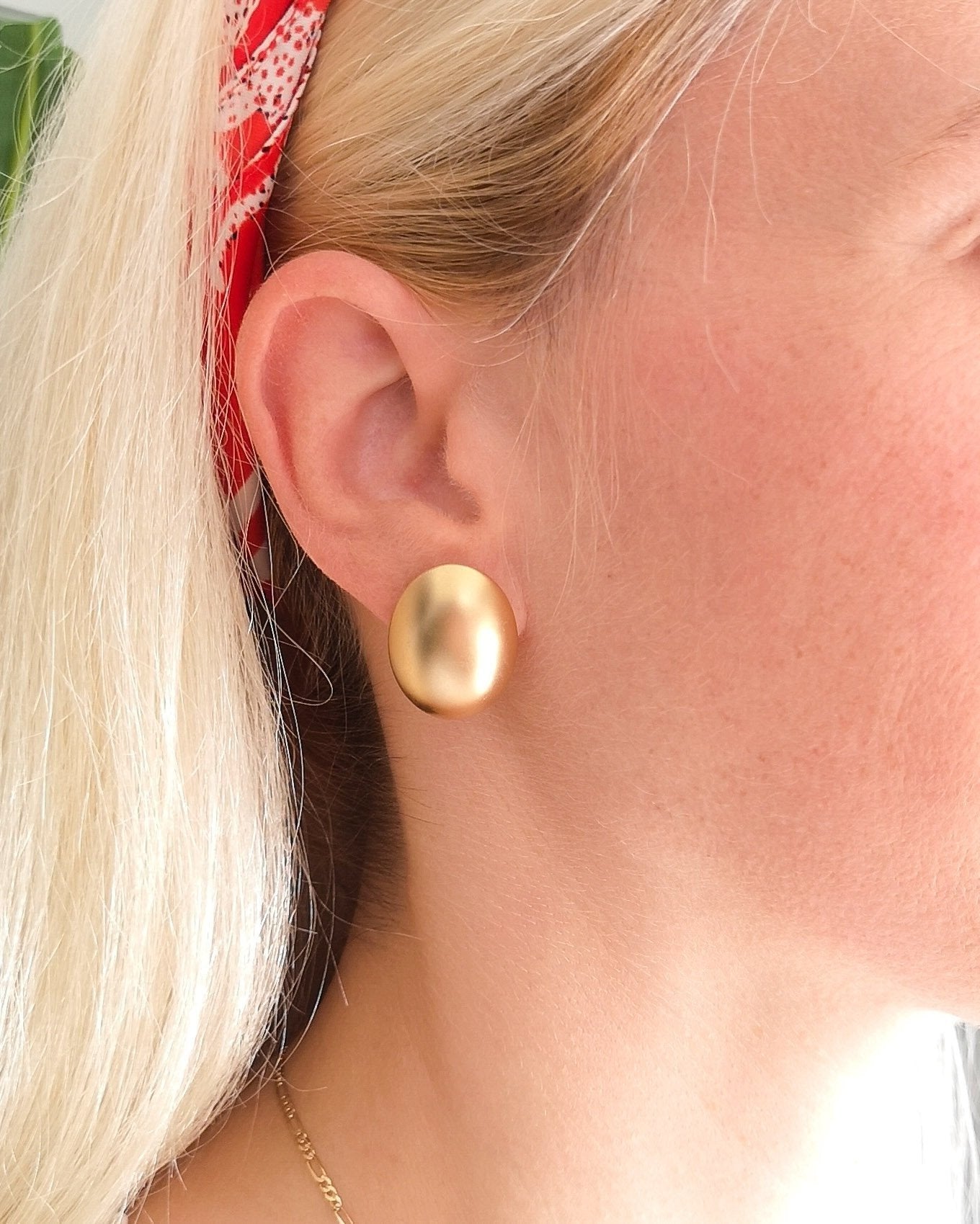 עגילי חיפ אובל צמודים