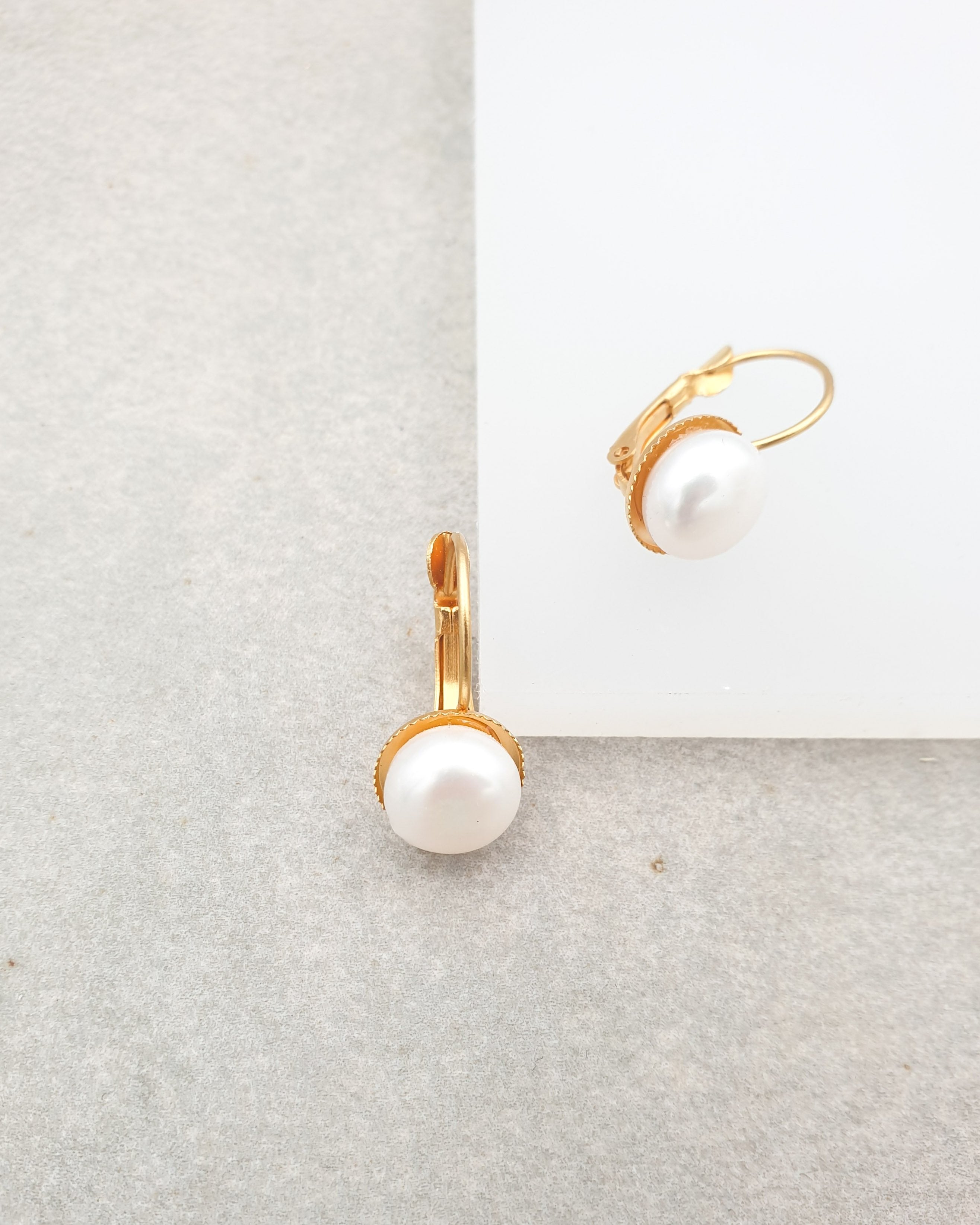 עגילי פנינה אמיתית תלויים זהב