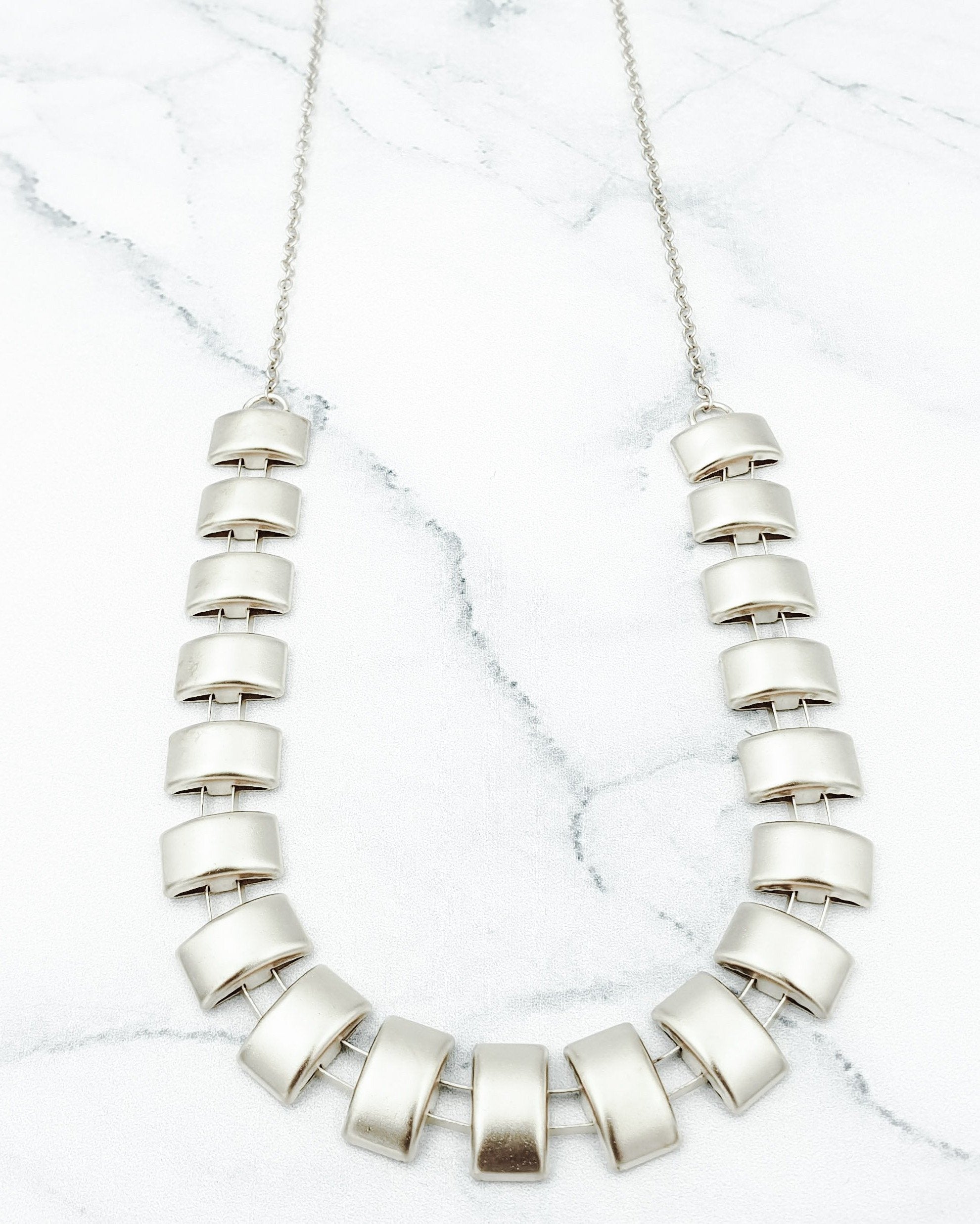 שרשרת מלבני נפח קצרה כסף