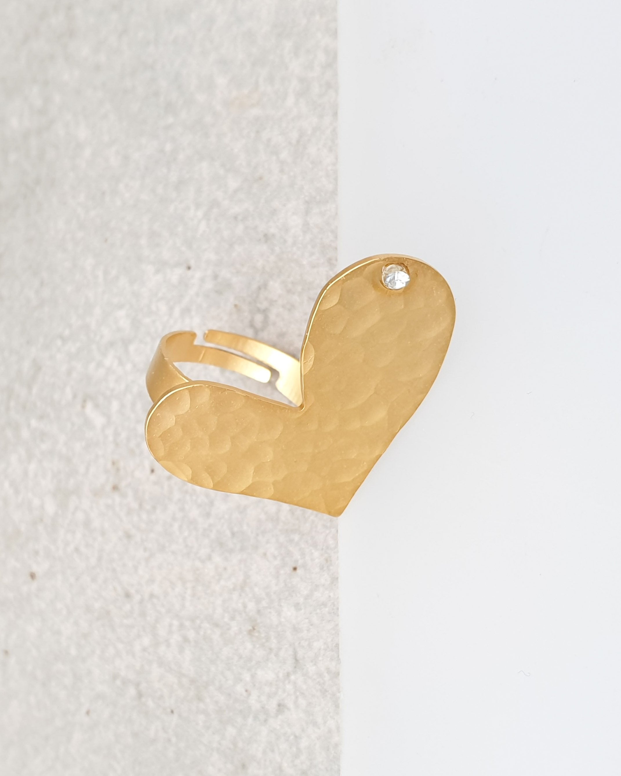 טבעת לב רקוע קריסטל