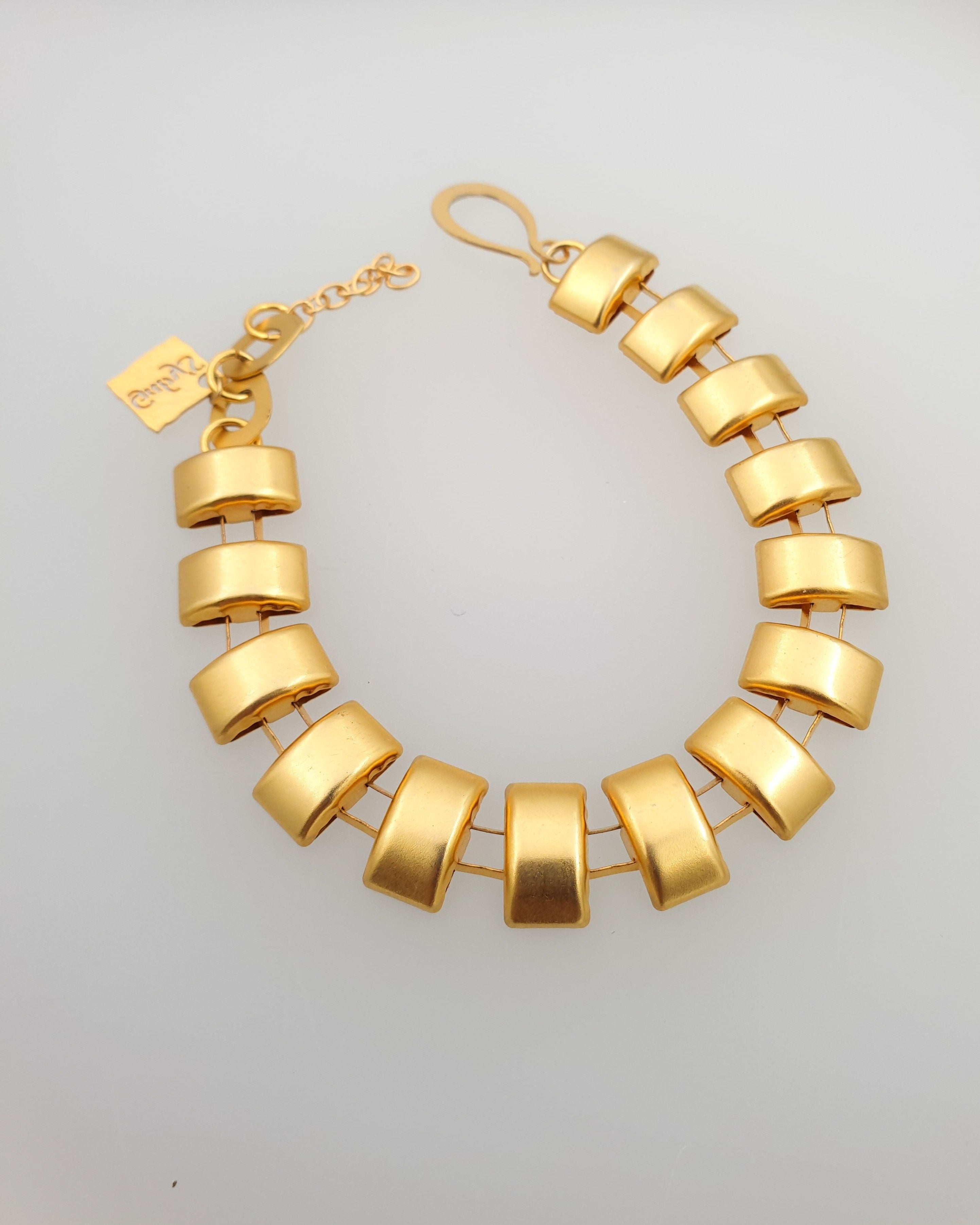 צמיד מלבני נפח