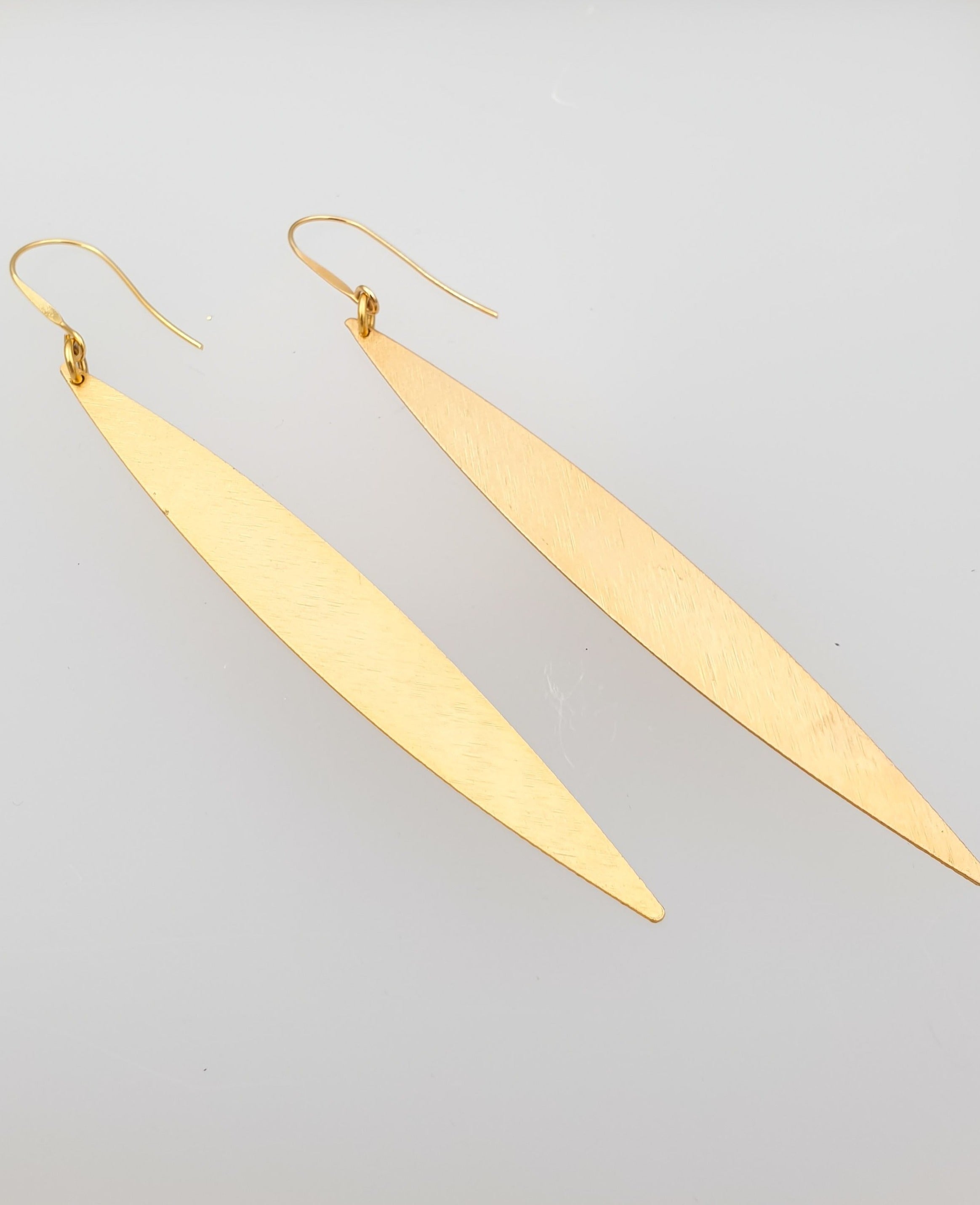 עגילי עלה שפיצי מחורץ ארוך