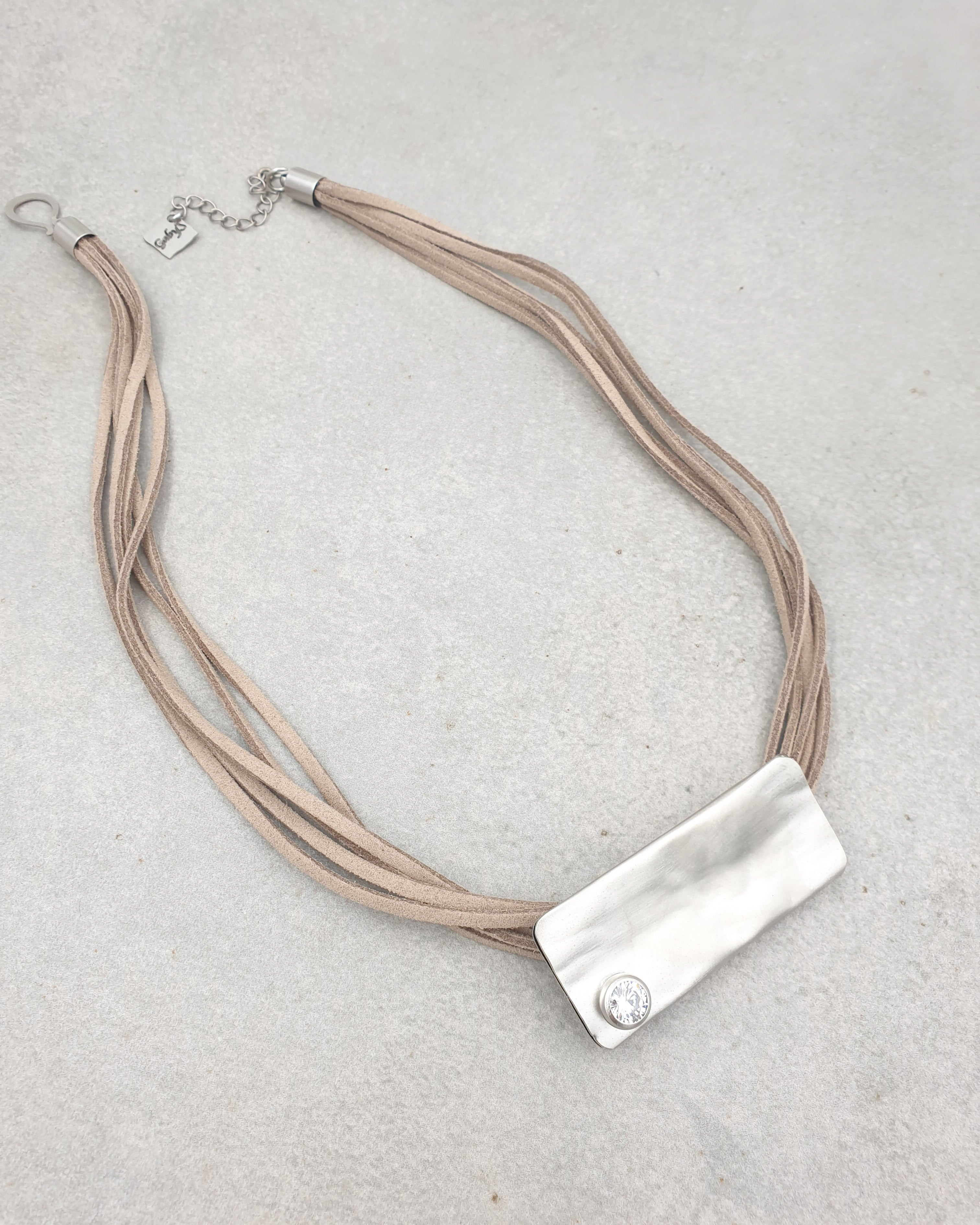 שרשרת מלבנית זירקון עבודת יד