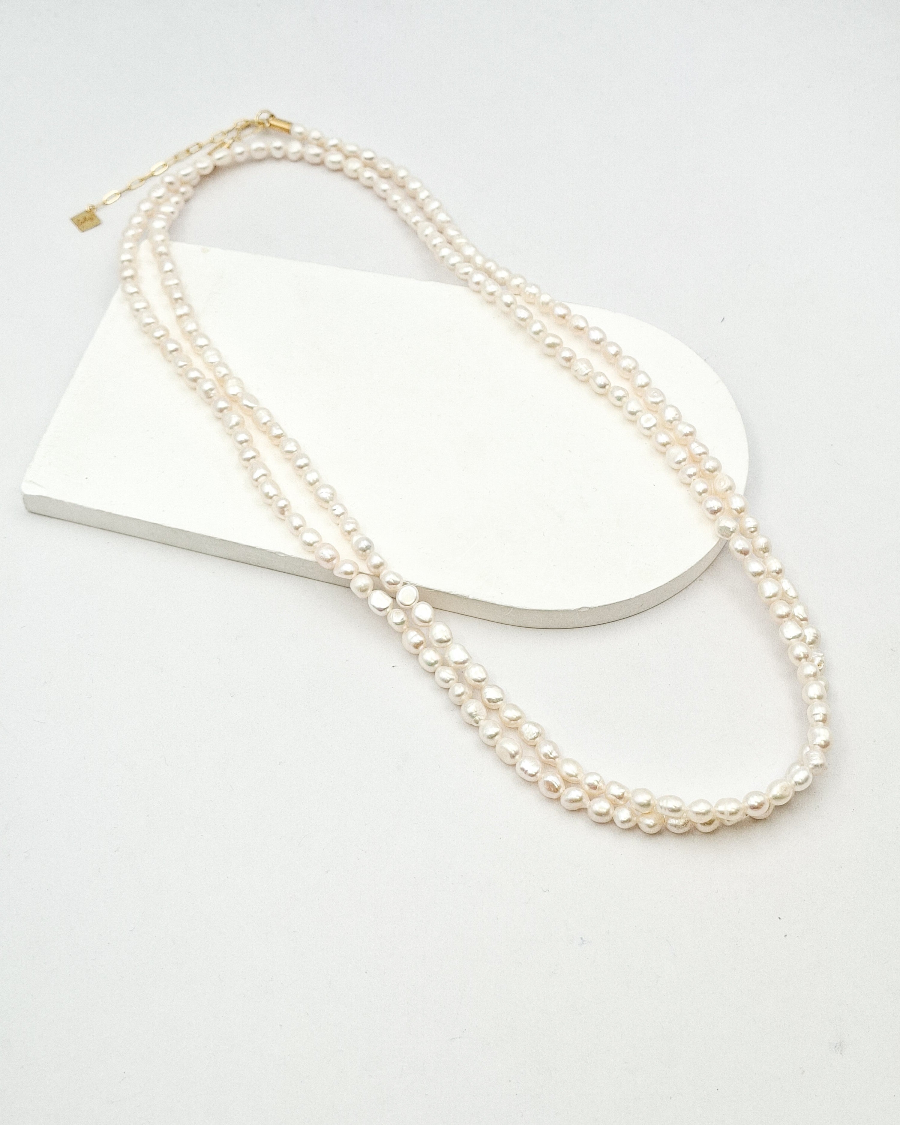 שרשרת פנינים אמתיות ארוכה