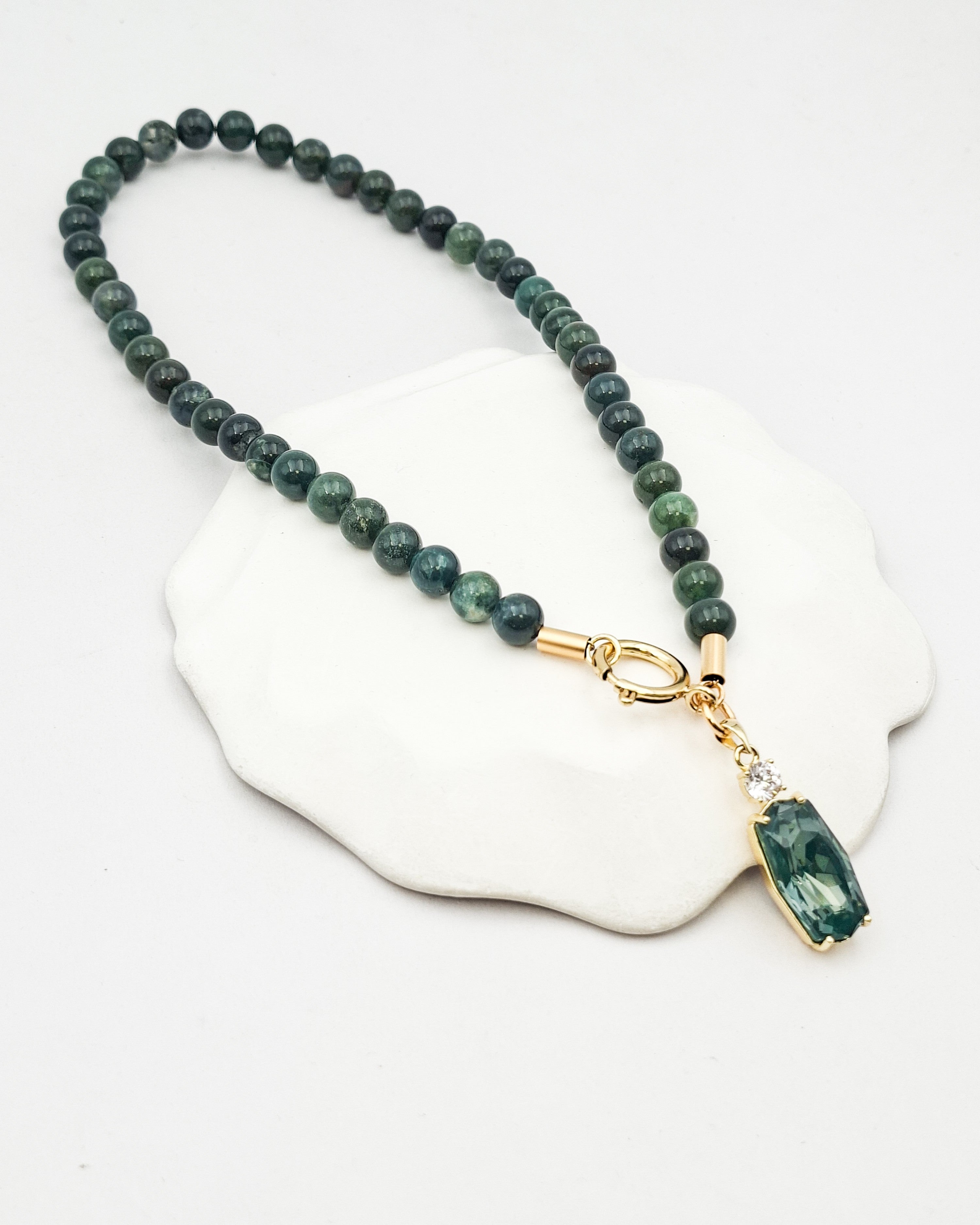 שרשרת אבנים גרי