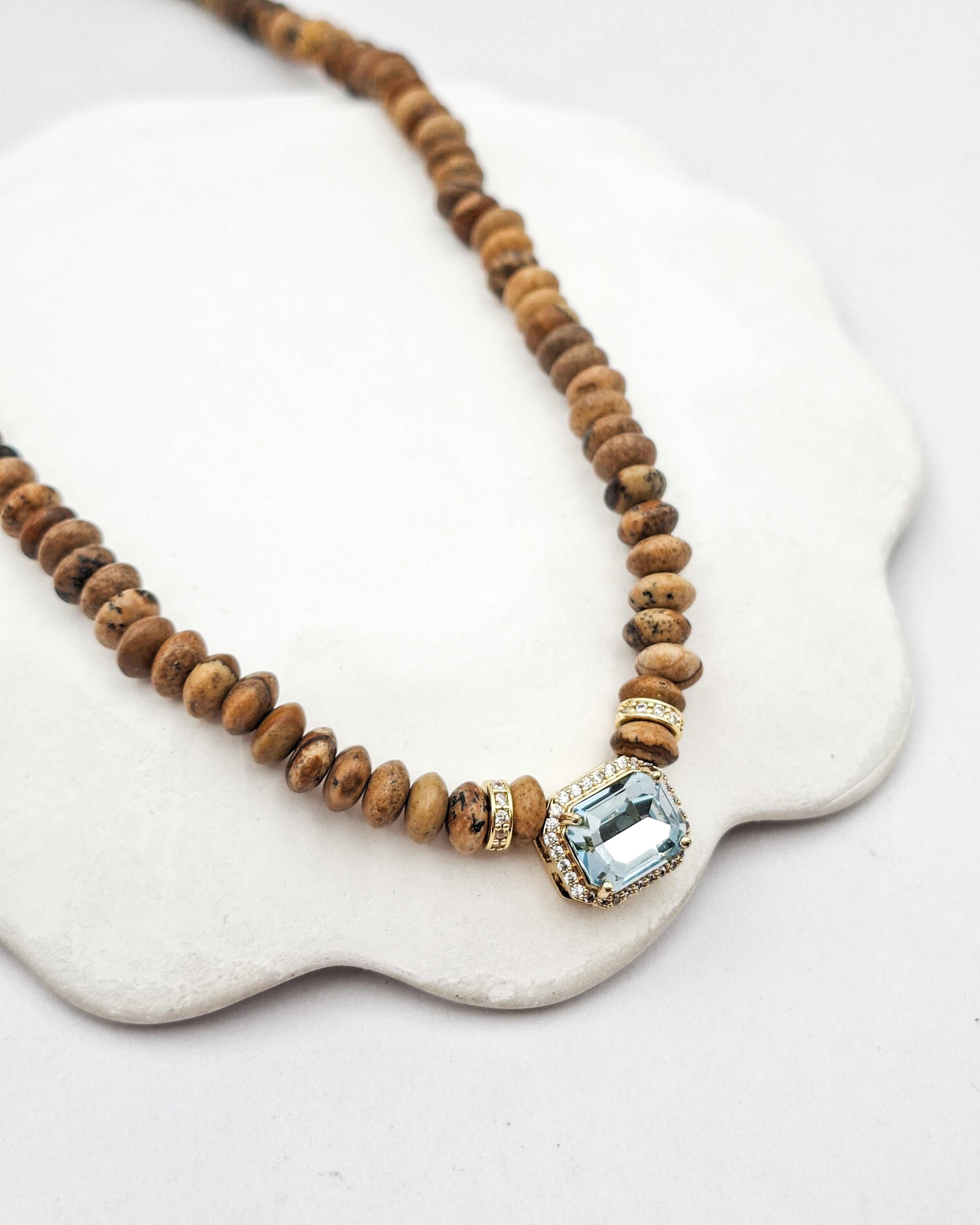 שרשרת אבנים לוני