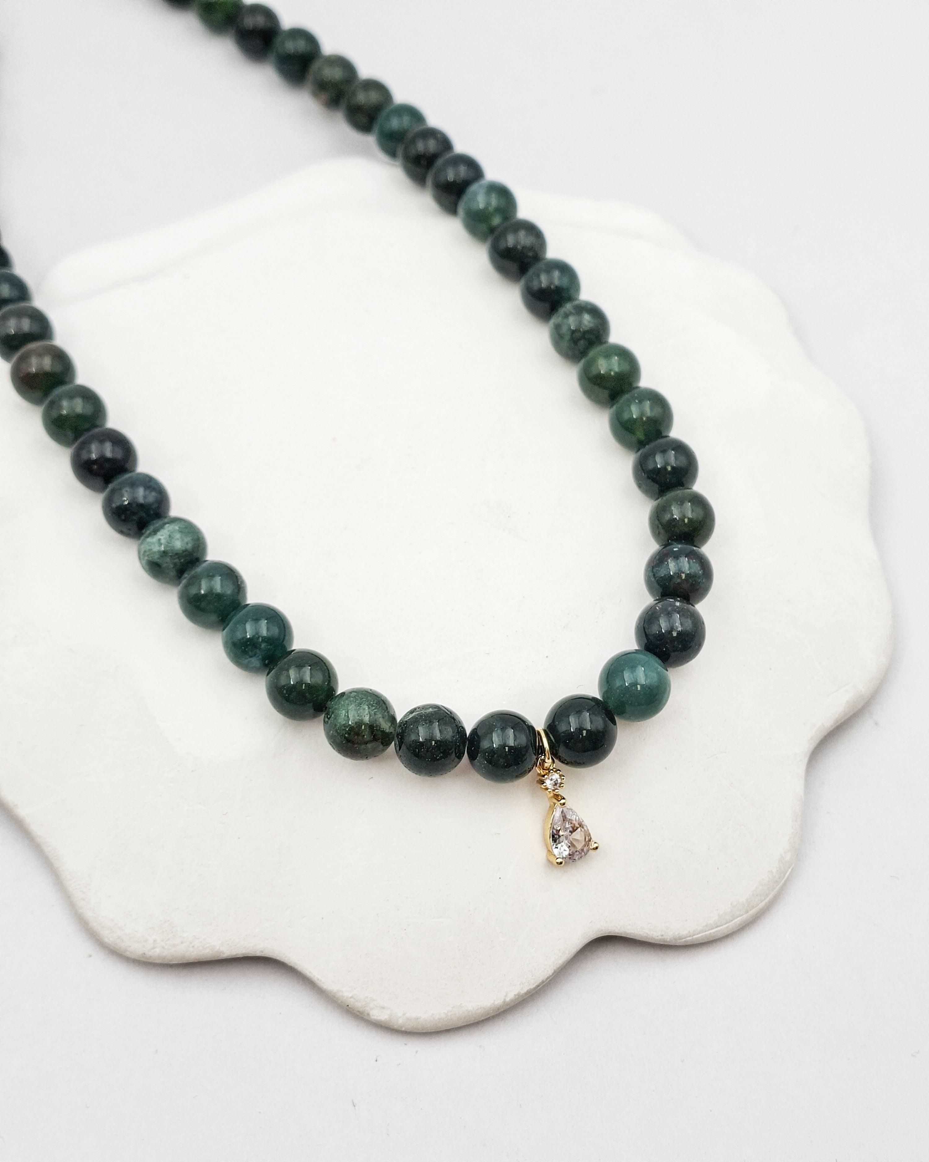 שרשרת אבנים ג'יל