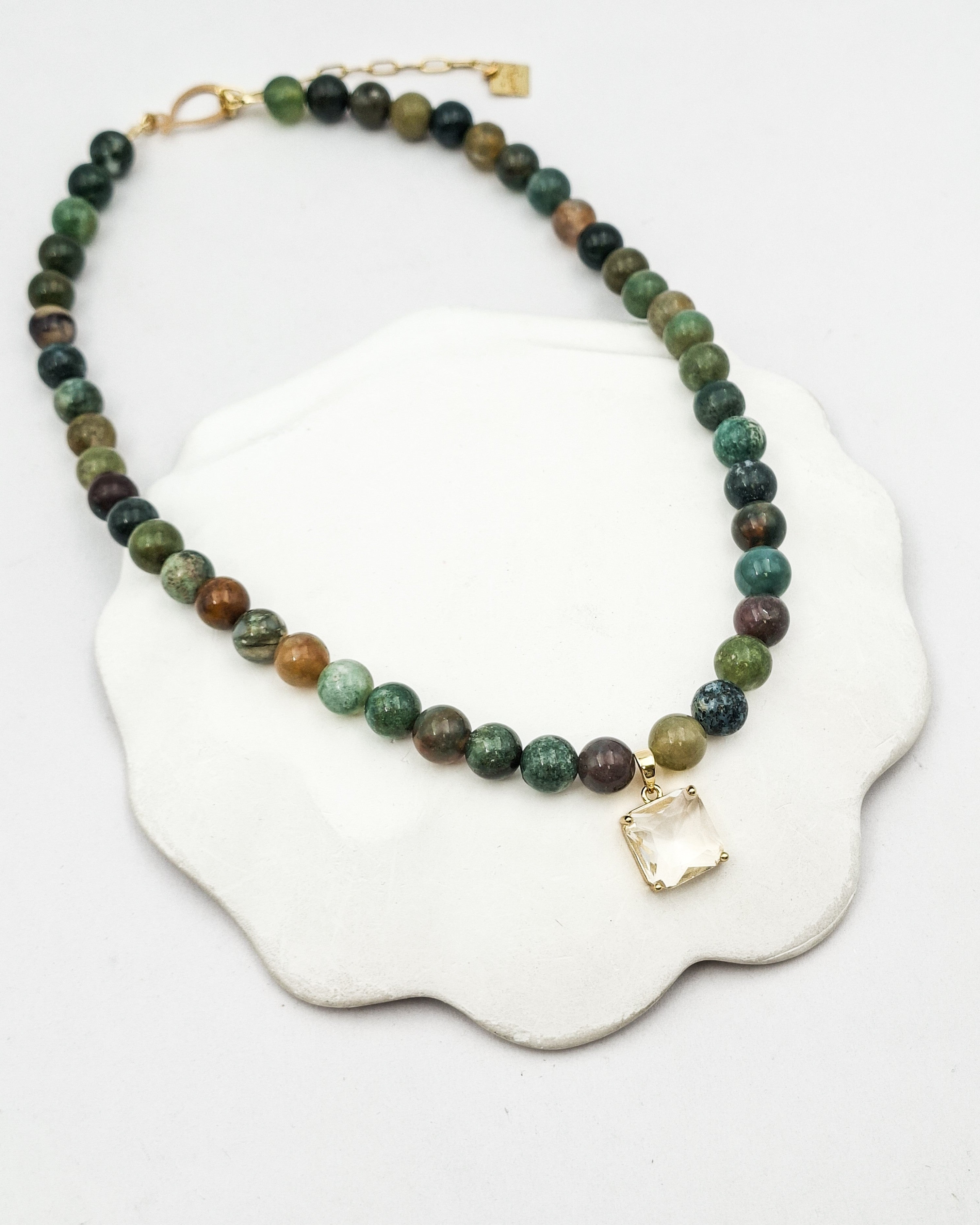 שרשרת אבנים ג'ילי