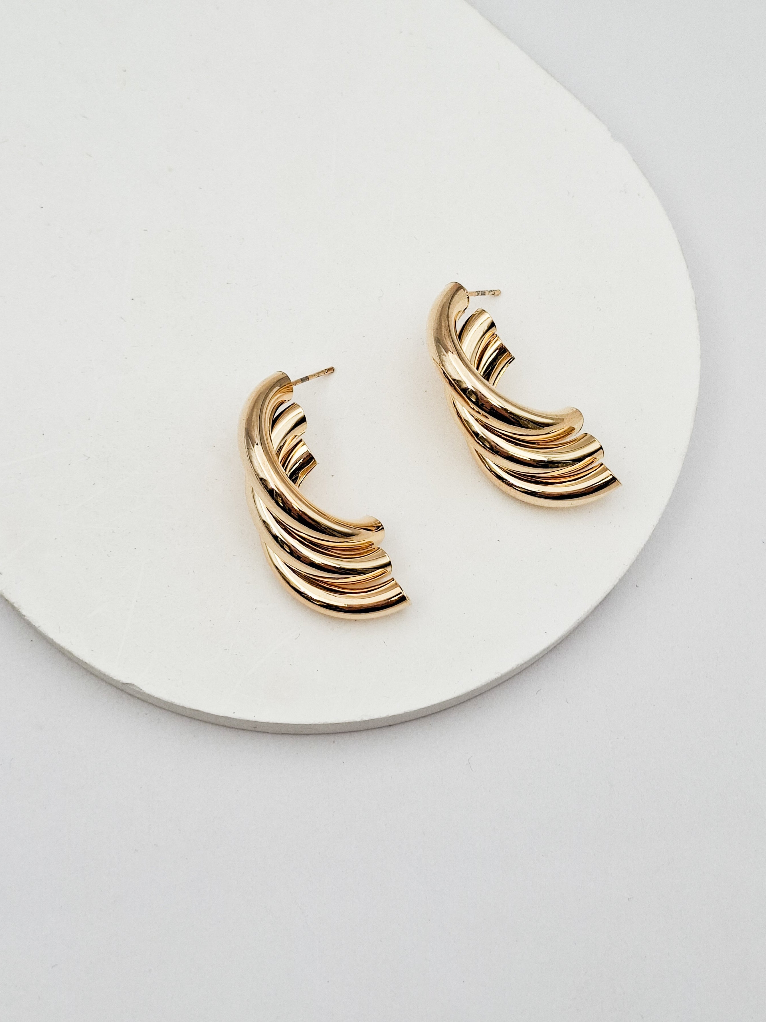 עגילי היילי זהב