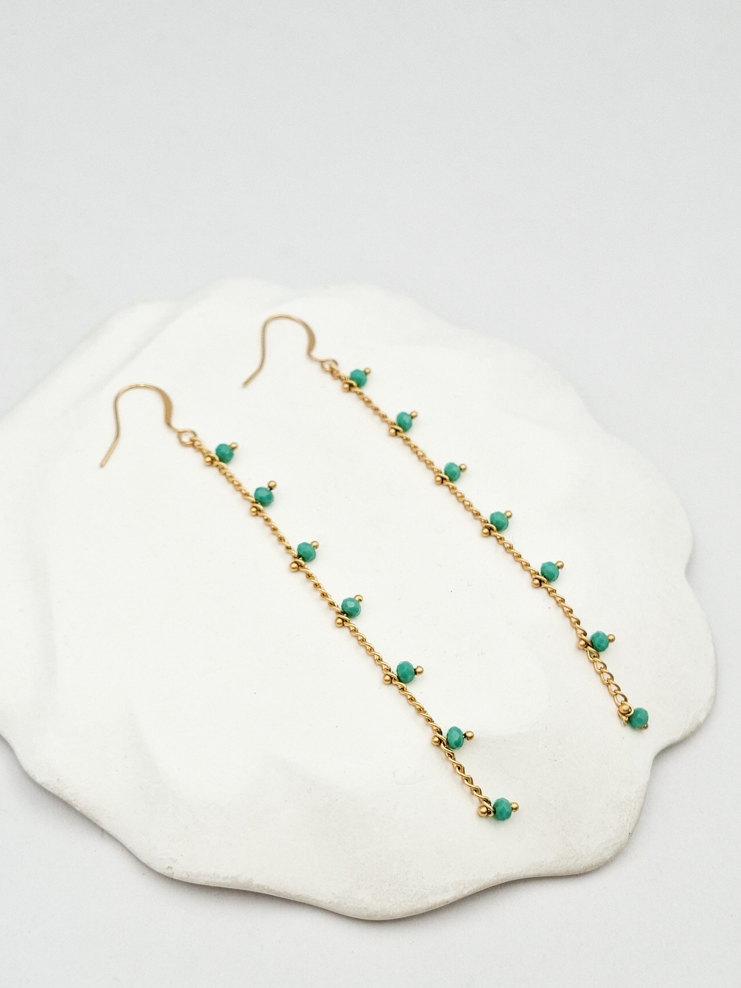 עגילי קריסטלים תלויים מיקה