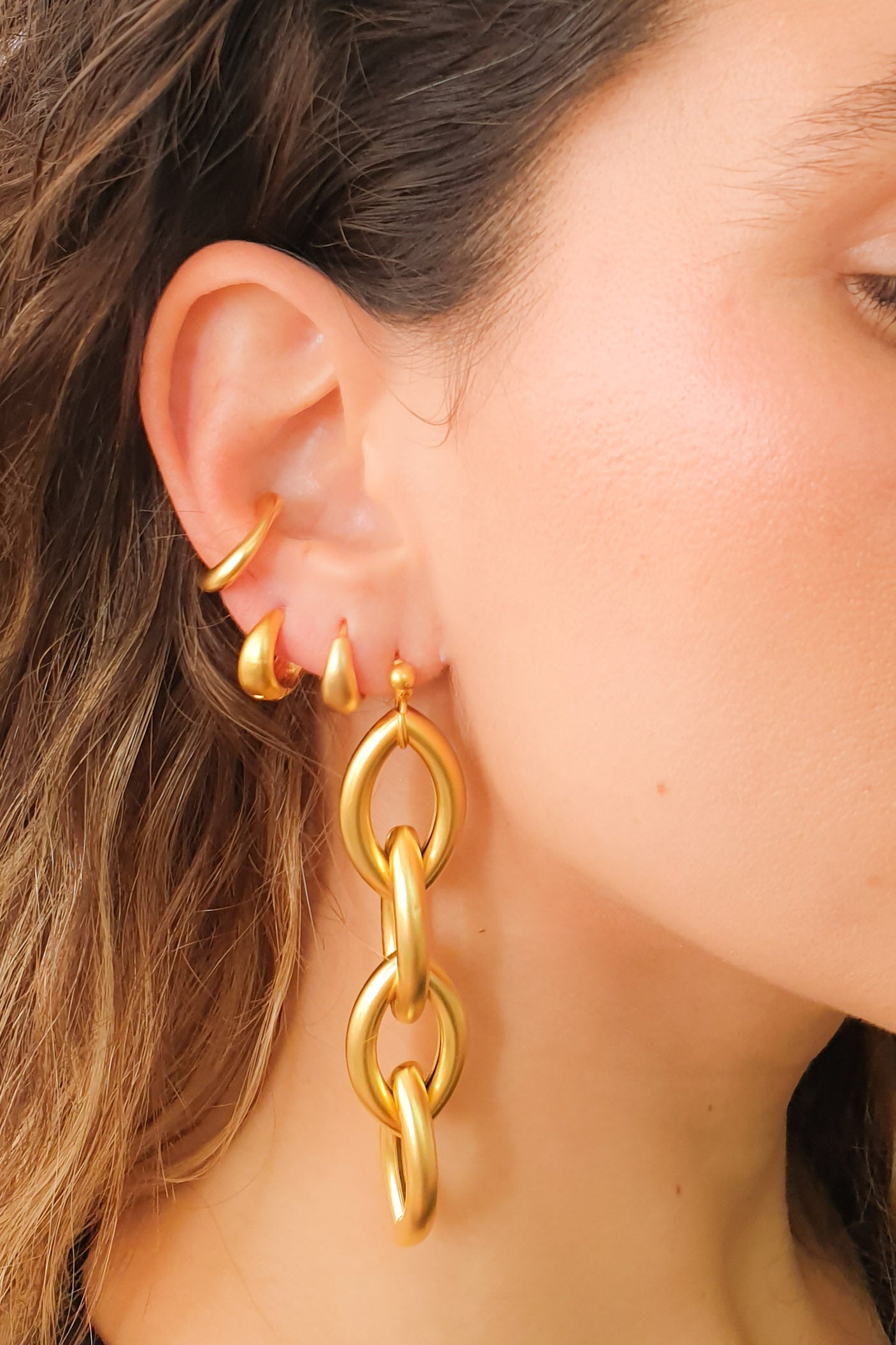 עגילי טיפות צ'אנקי