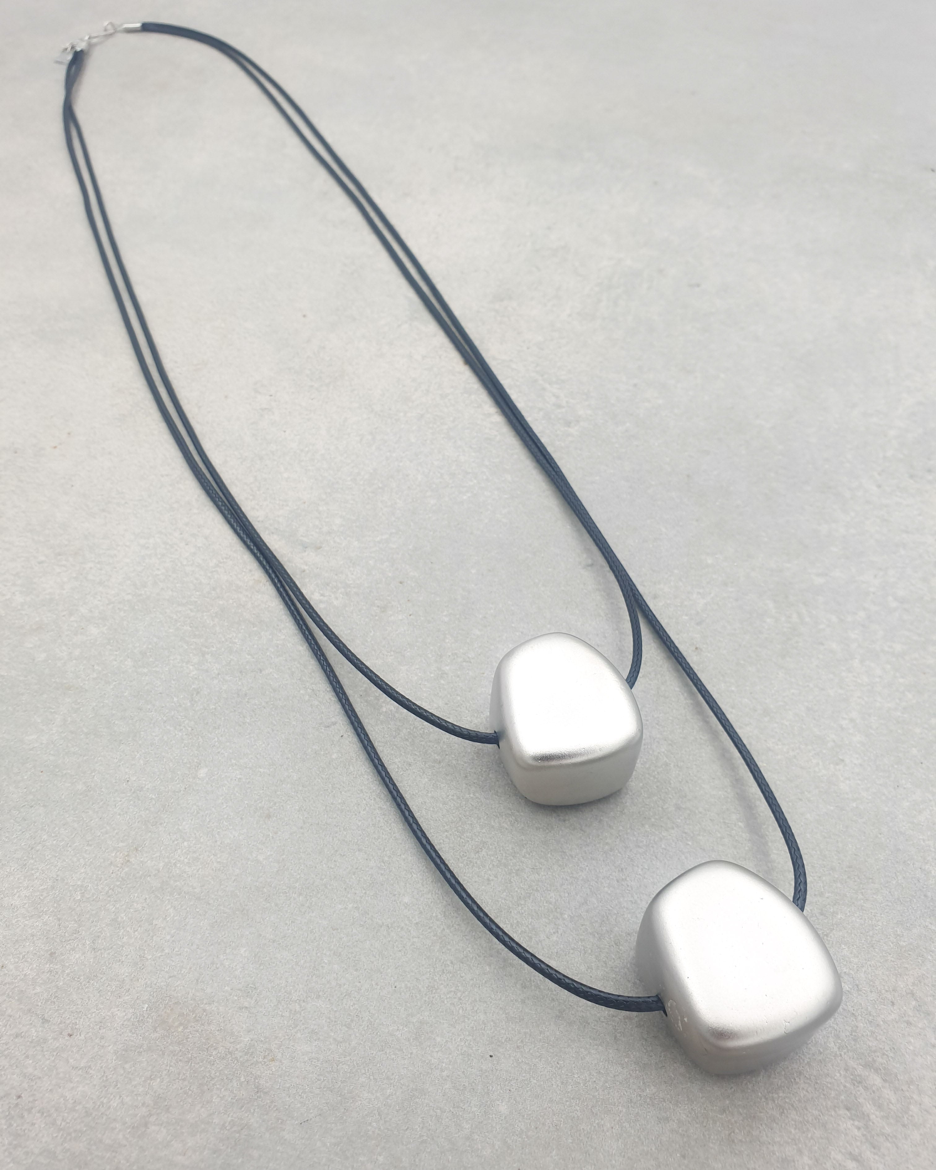 שרשרת קוביות נפוחות כפולה ארוכה